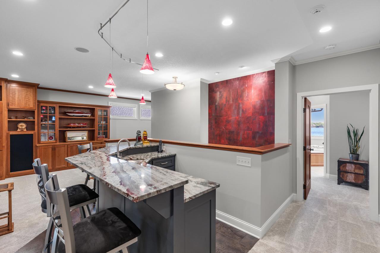 2172 Shadywood Road