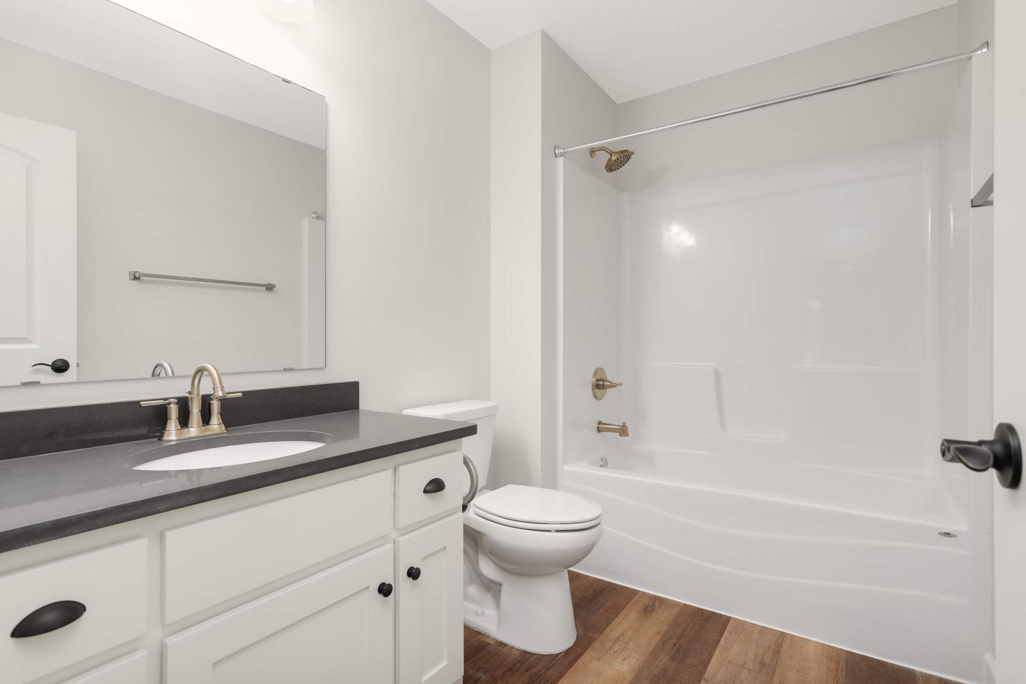 6231 Westedge Boulevard