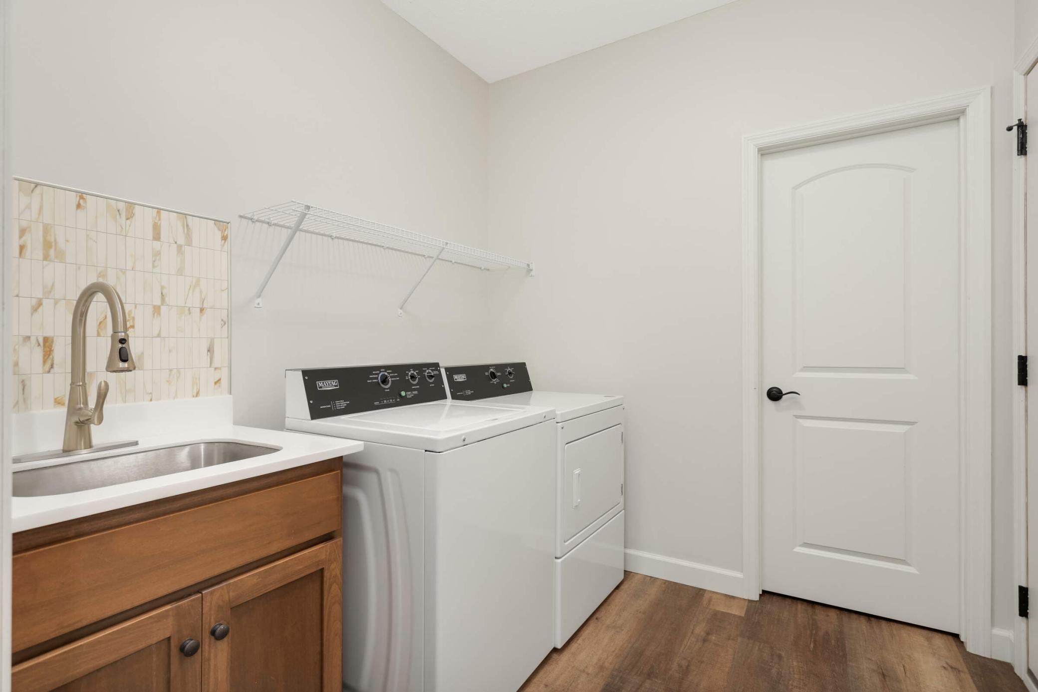 6231 Westedge Boulevard