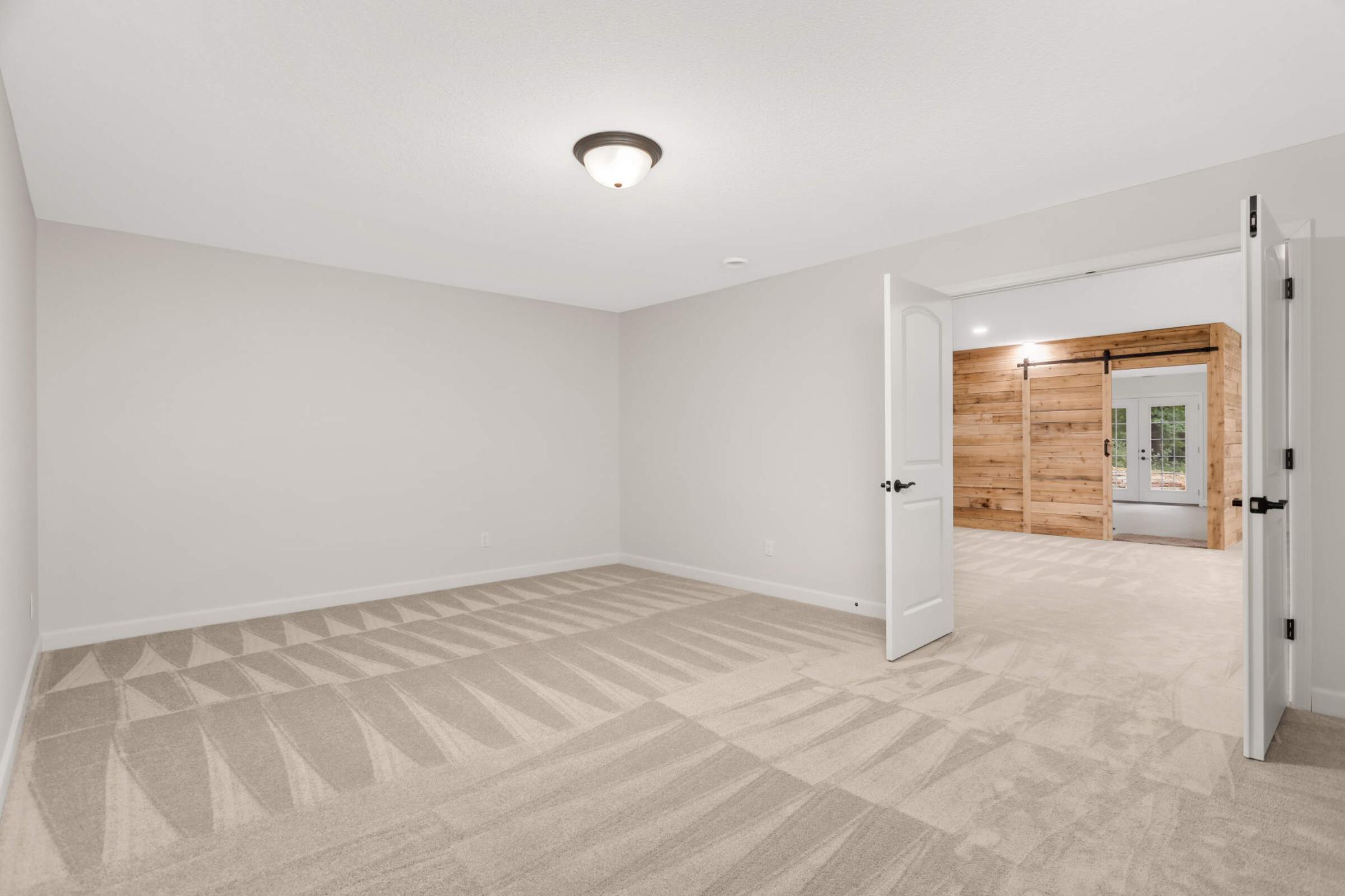 6231 Westedge Boulevard