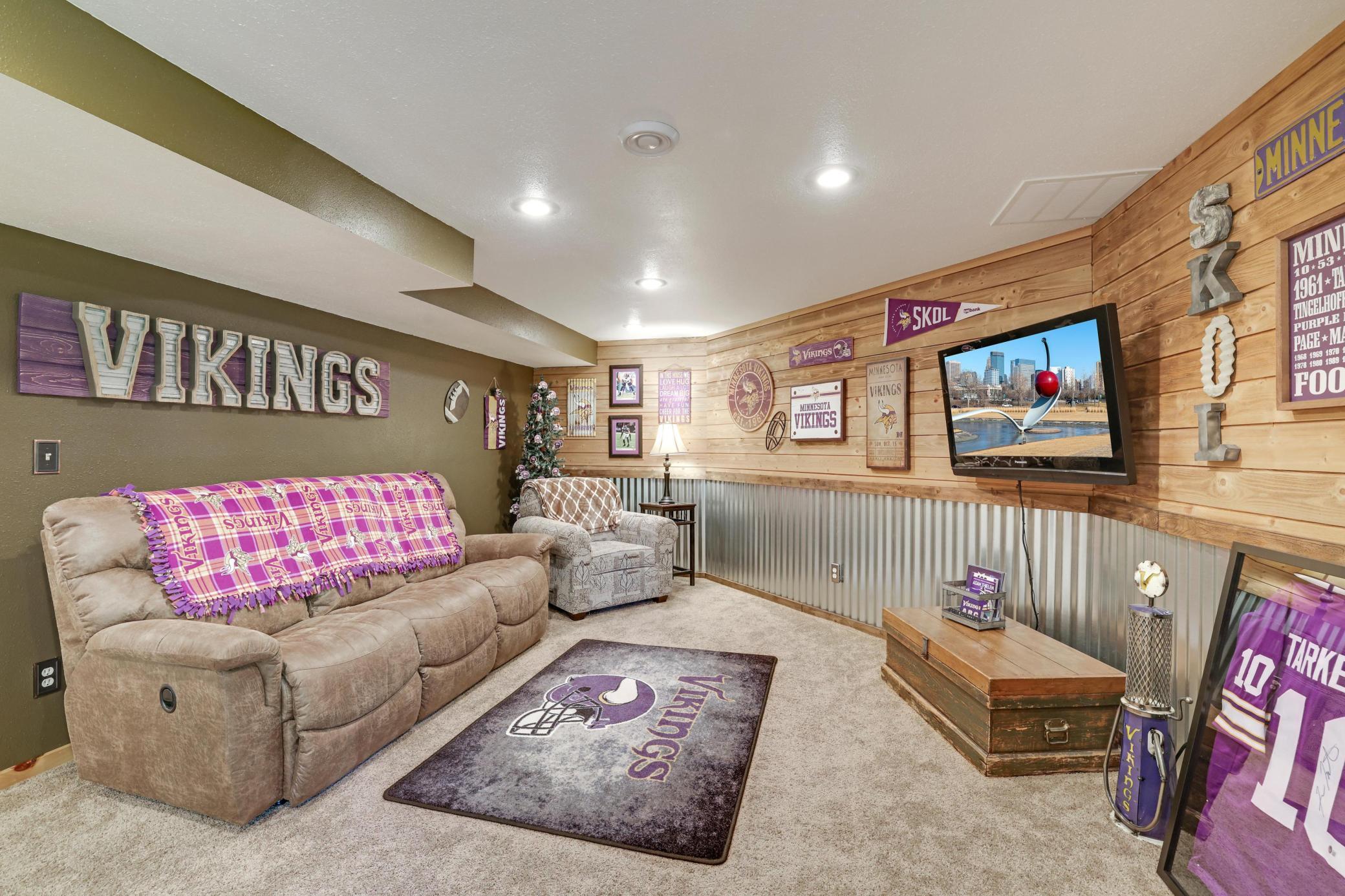 216 E Summit Ave.
