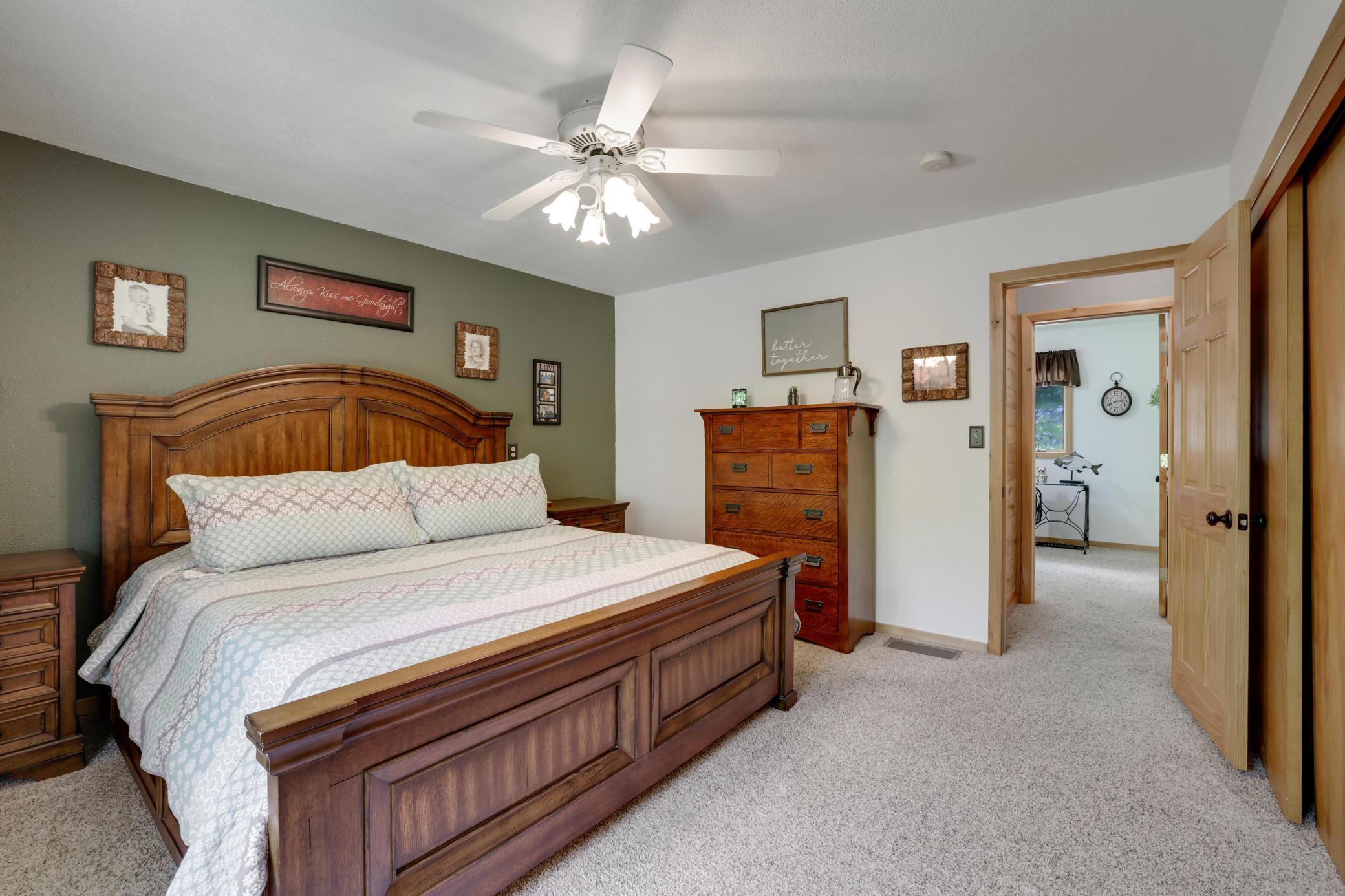 216 E Summit Ave.