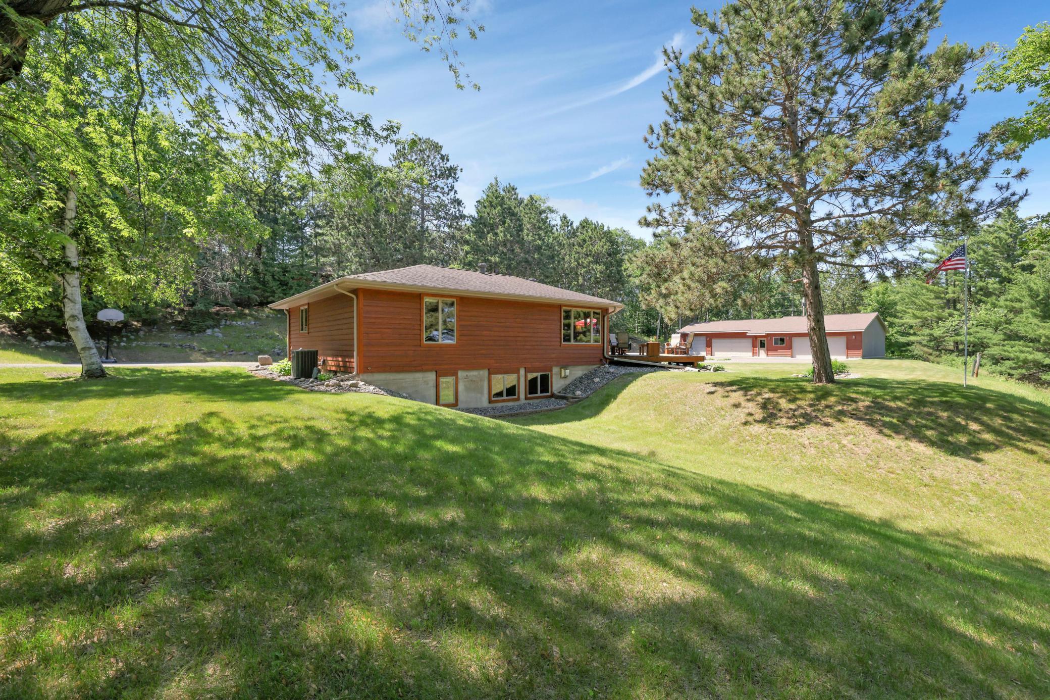 216 E Summit Ave.