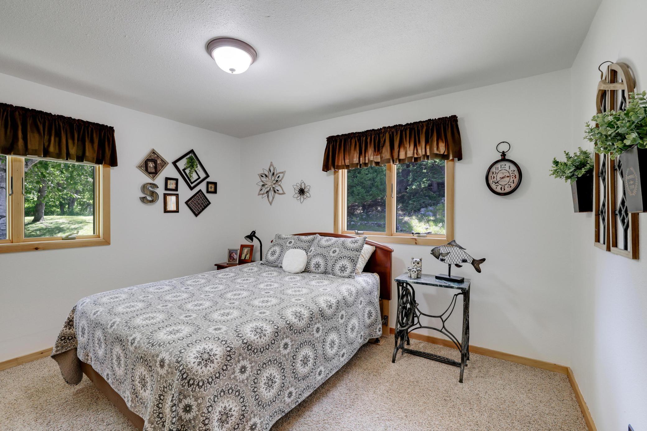 216 E Summit Ave.
