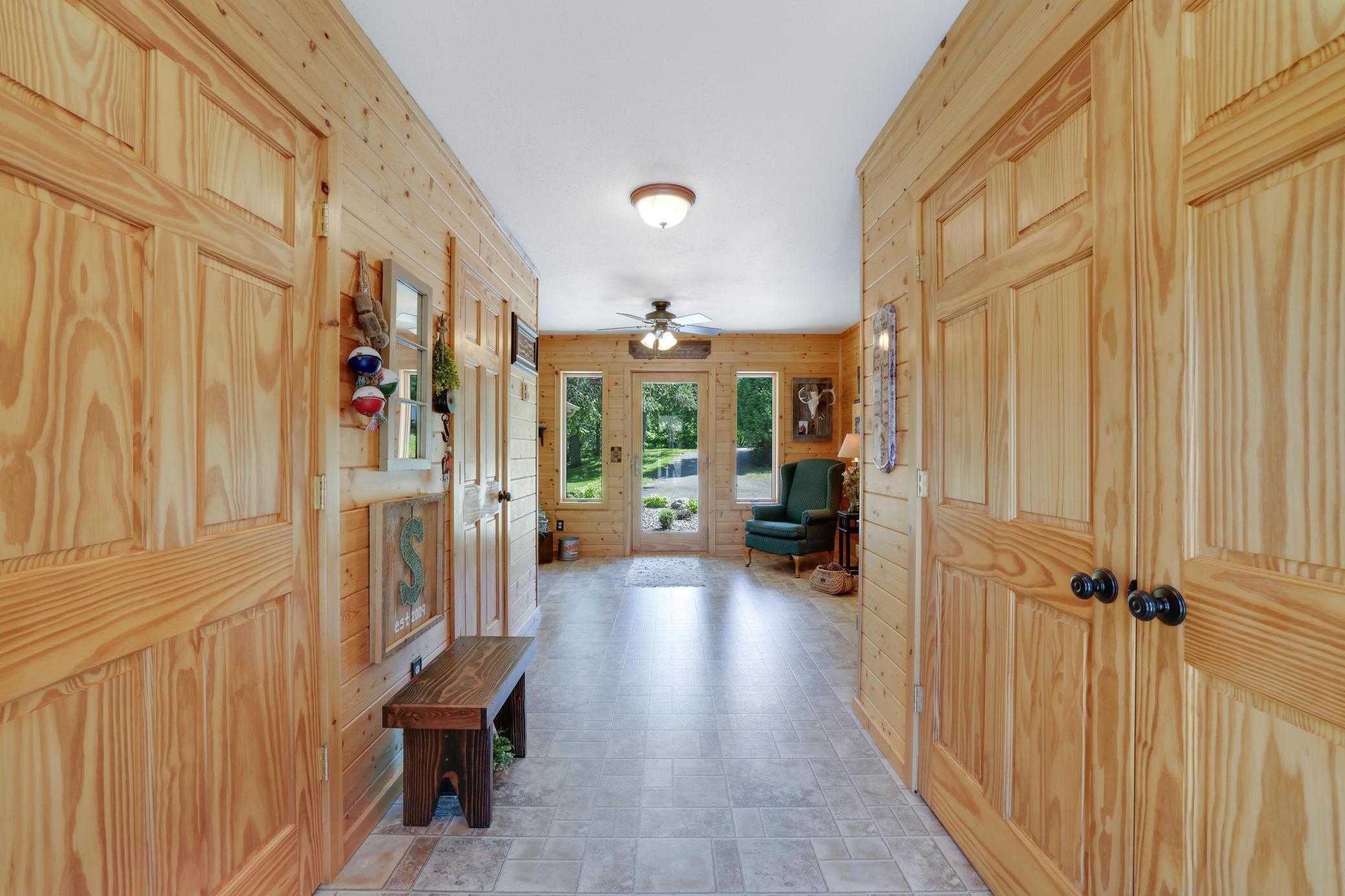 216 E Summit Ave.