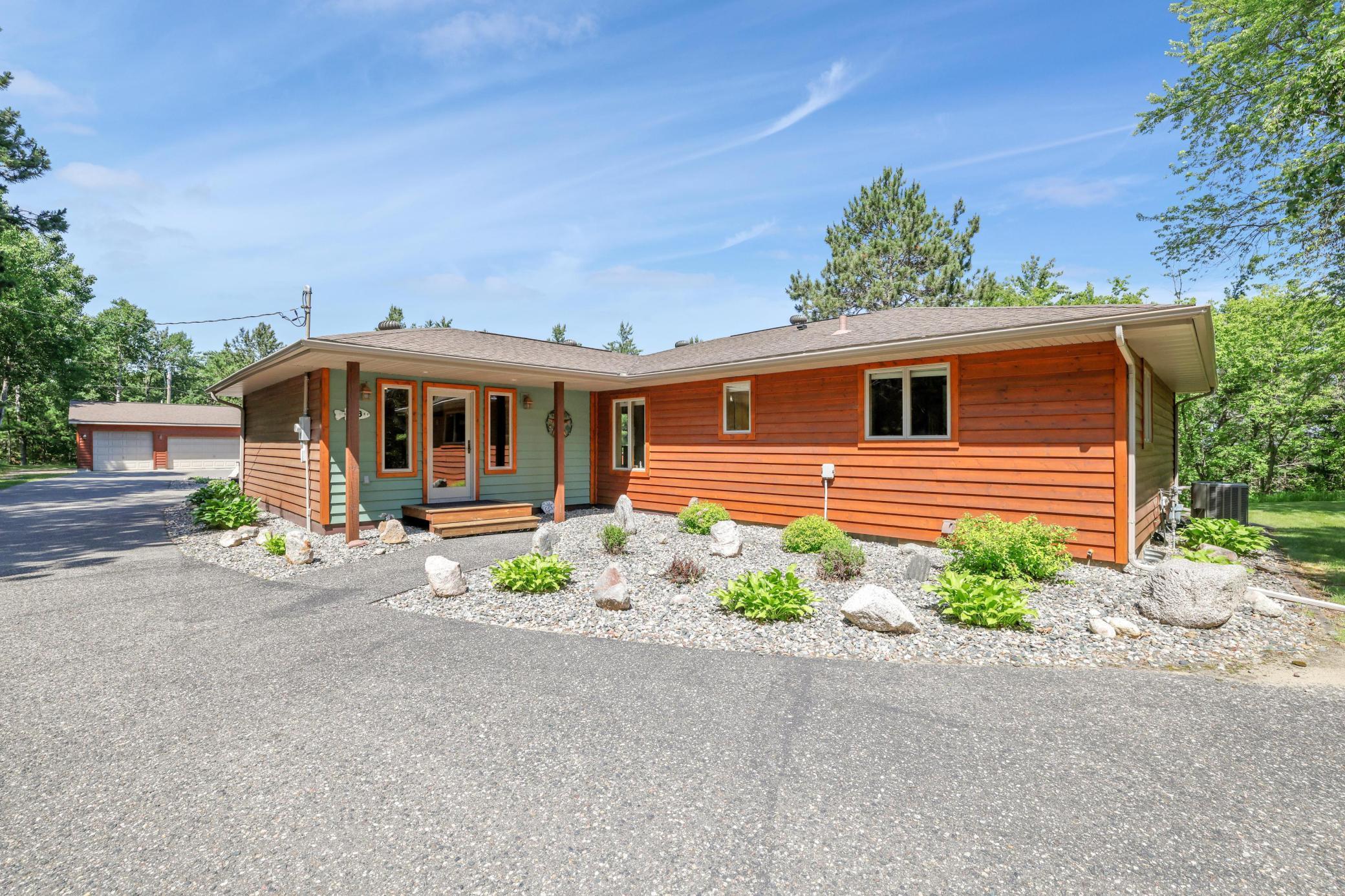 216 E Summit Ave.