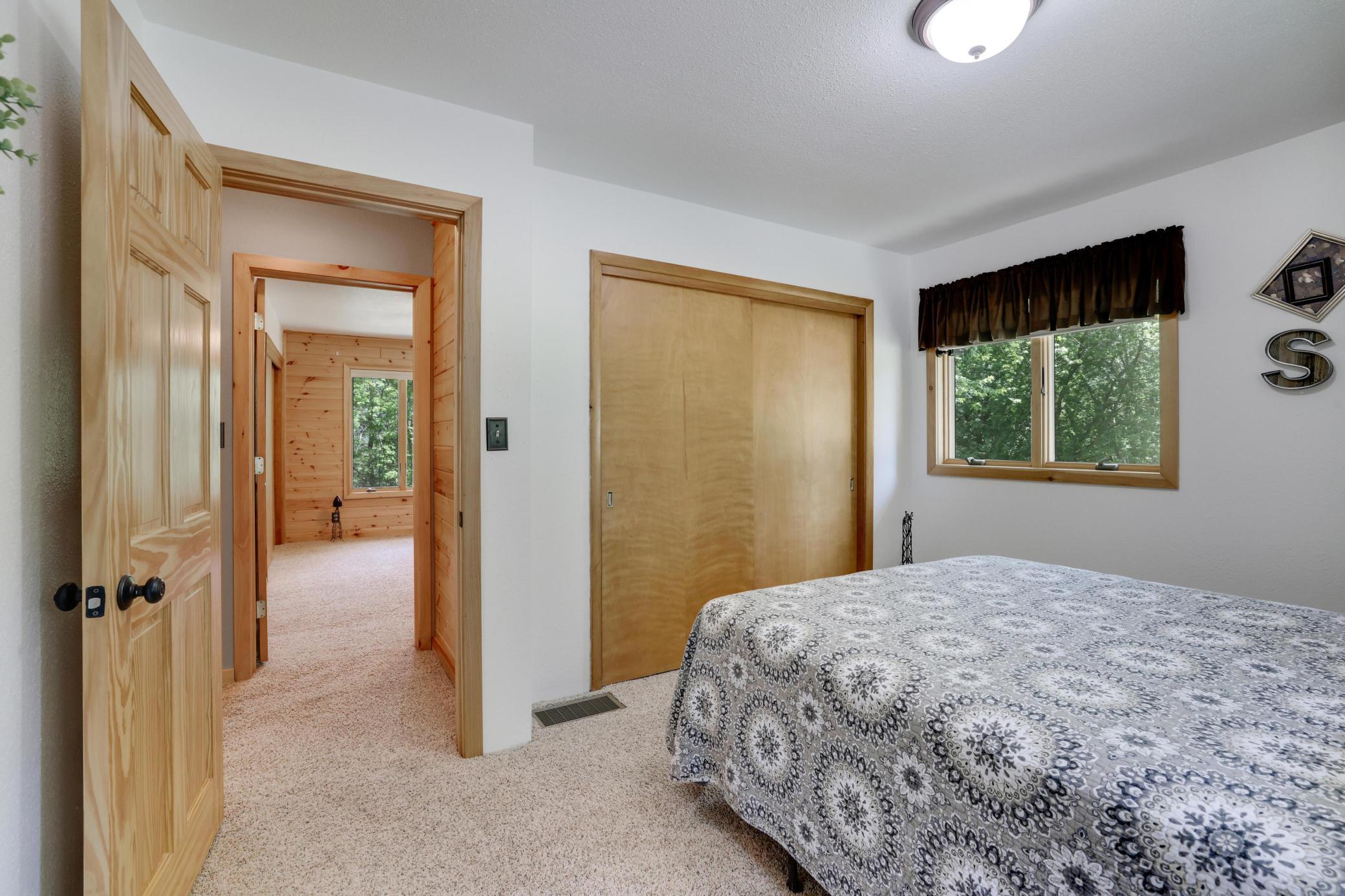 216 E Summit Ave.