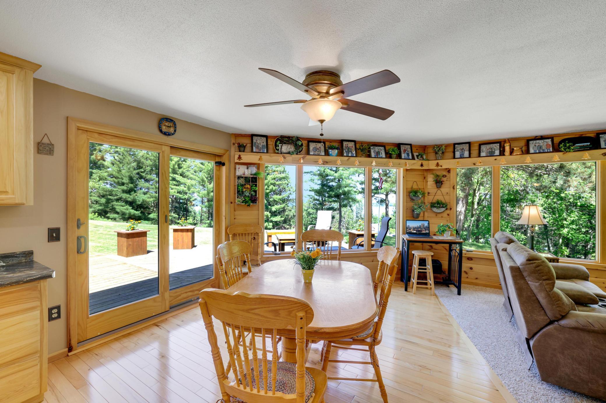216 E Summit Ave.