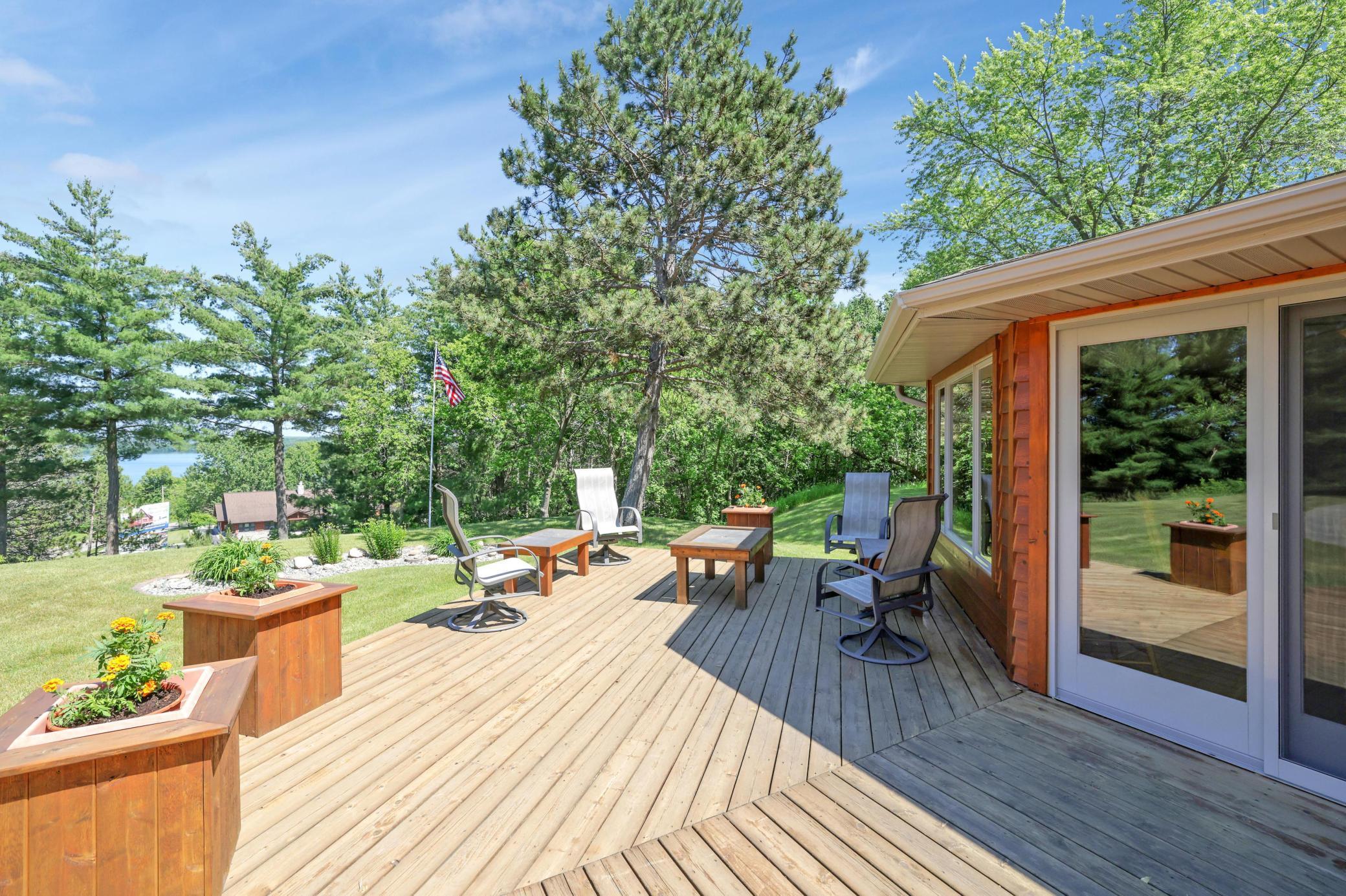 216 E Summit Ave.