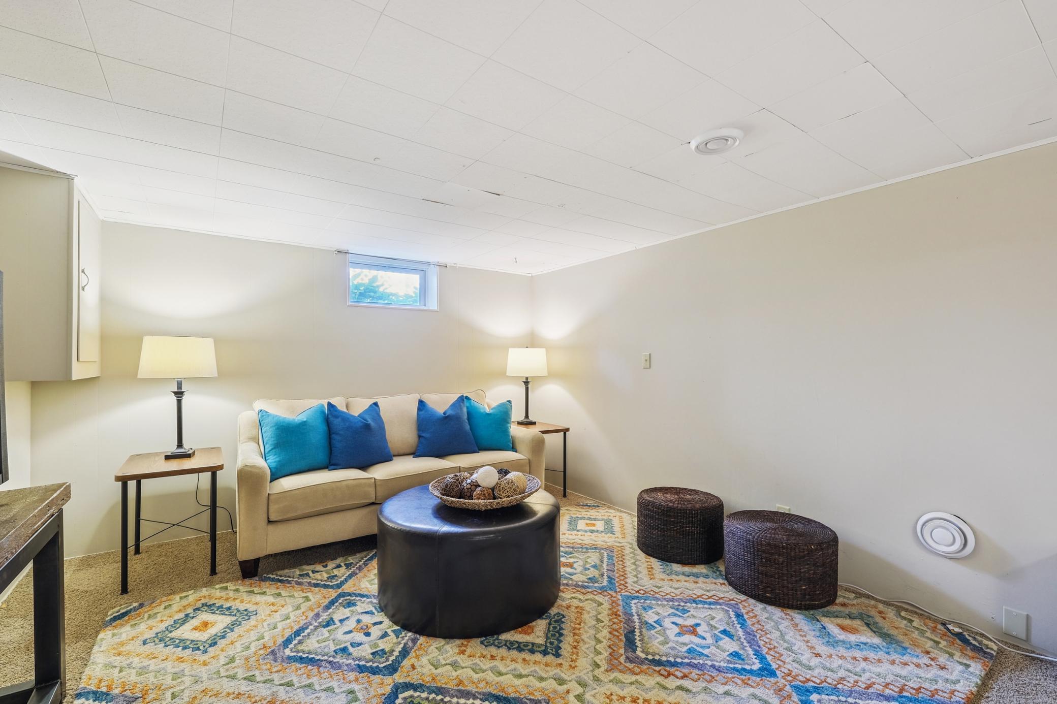 3035 Brunswick Avenue S