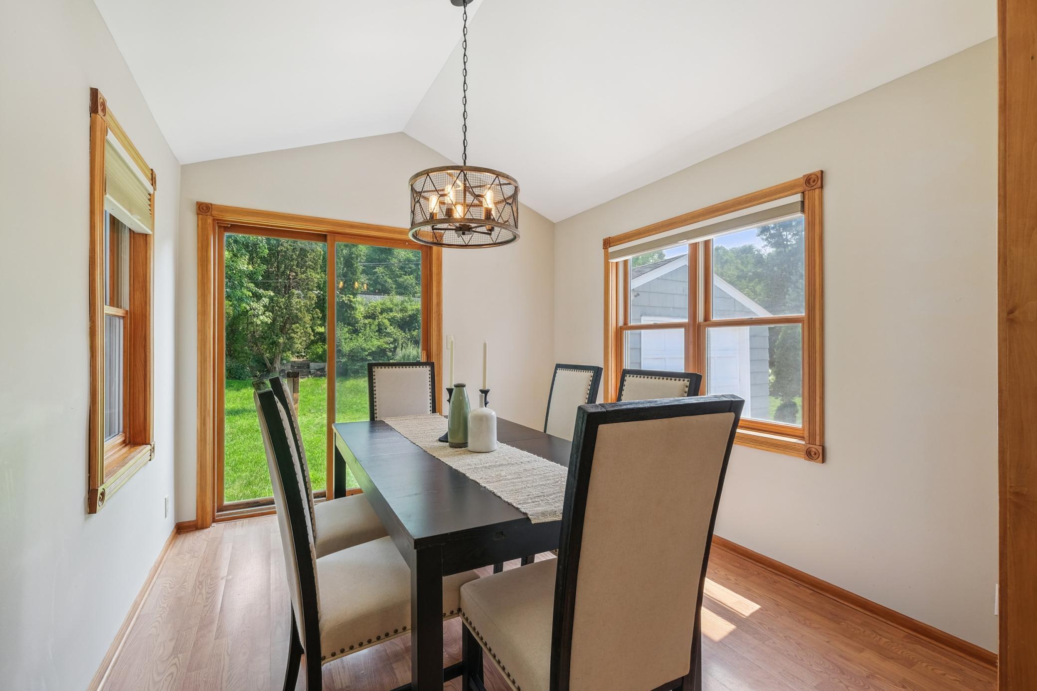 3035 Brunswick Avenue S