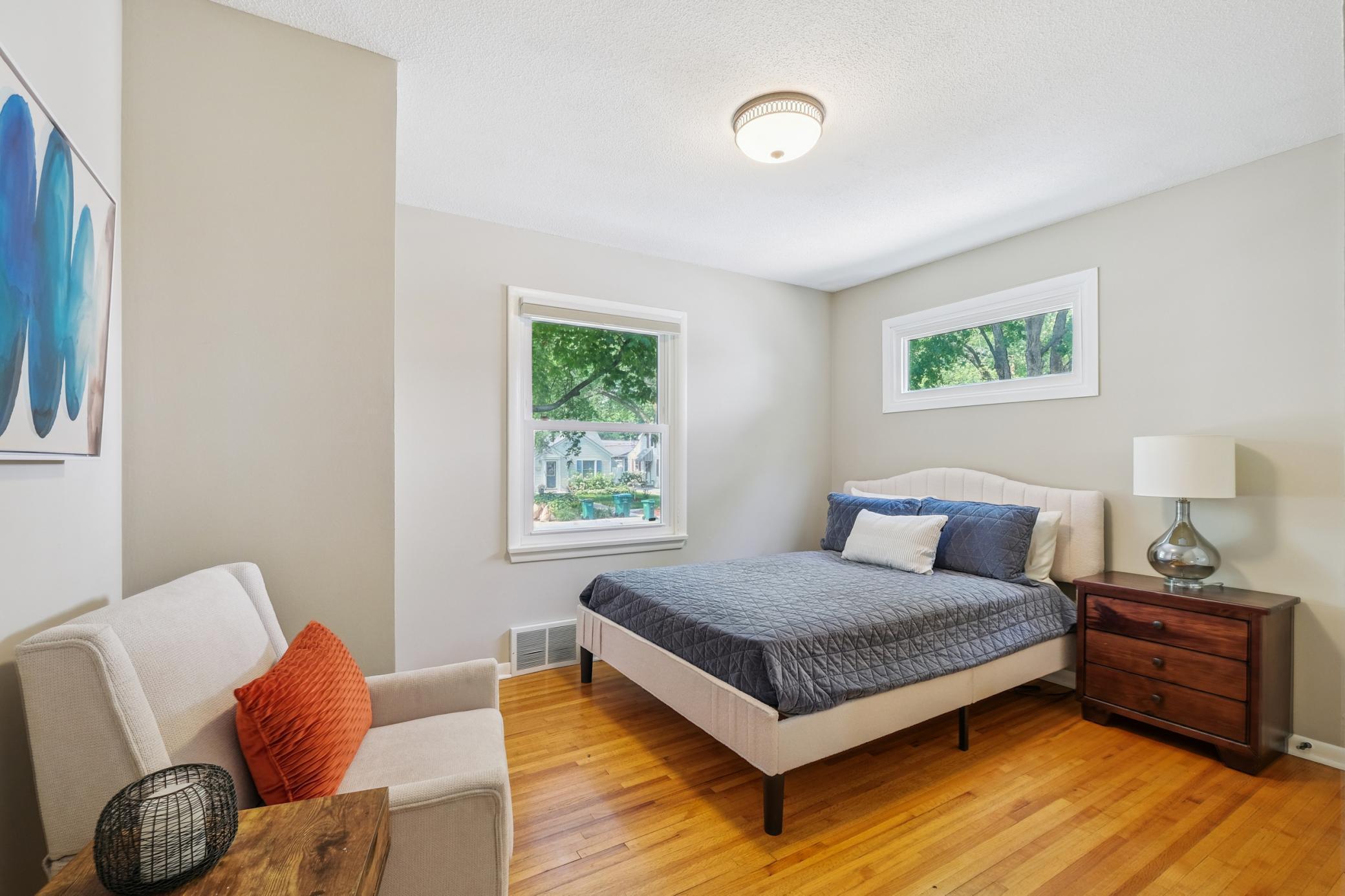 3035 Brunswick Avenue S