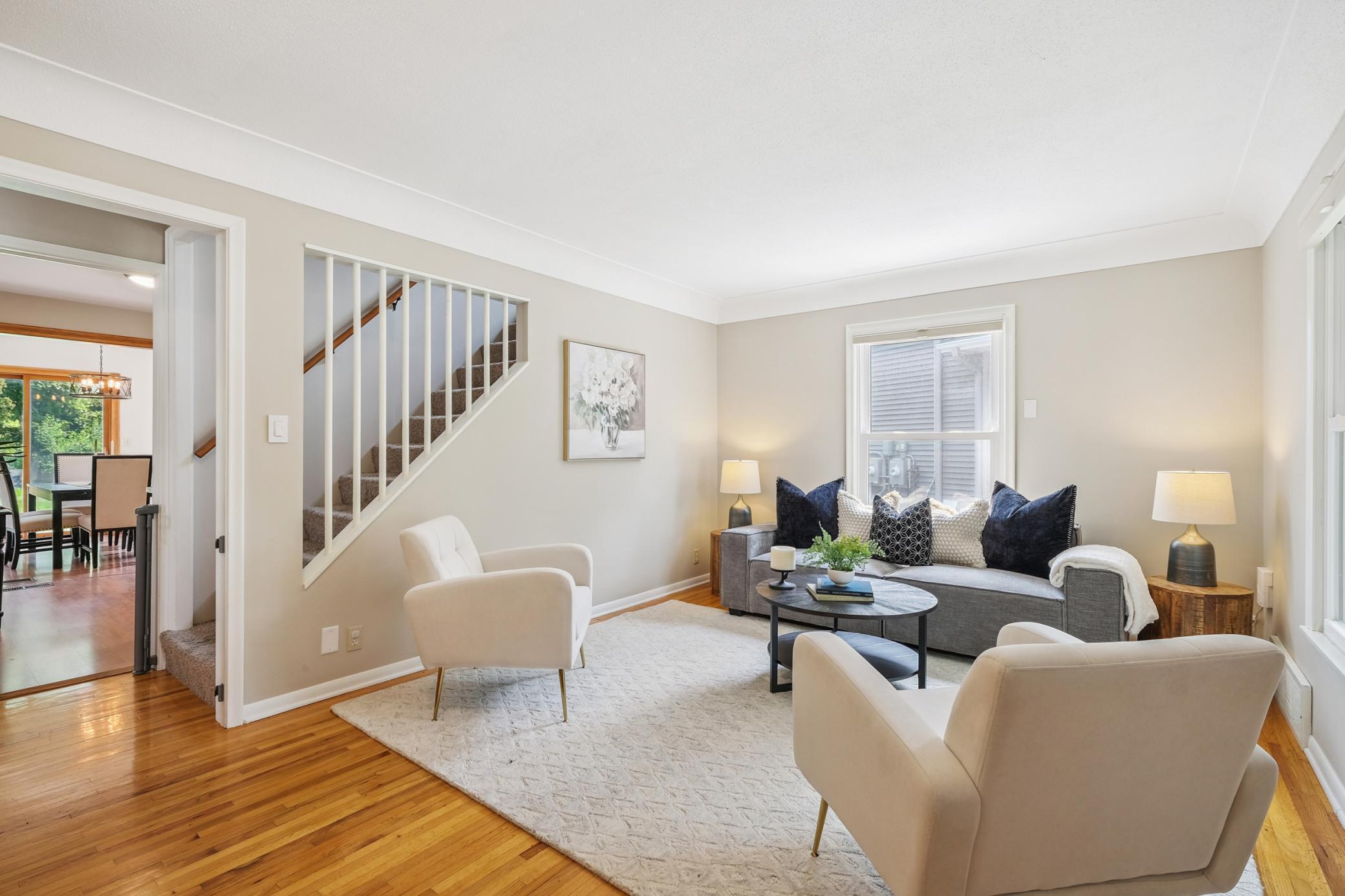 3035 Brunswick Avenue S