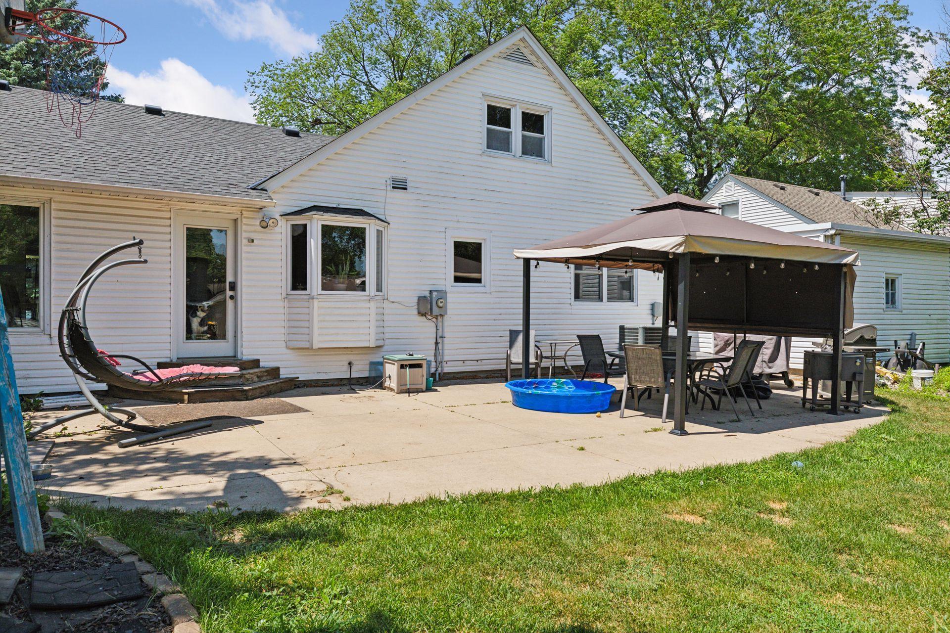 311 Lincoln Avenue N