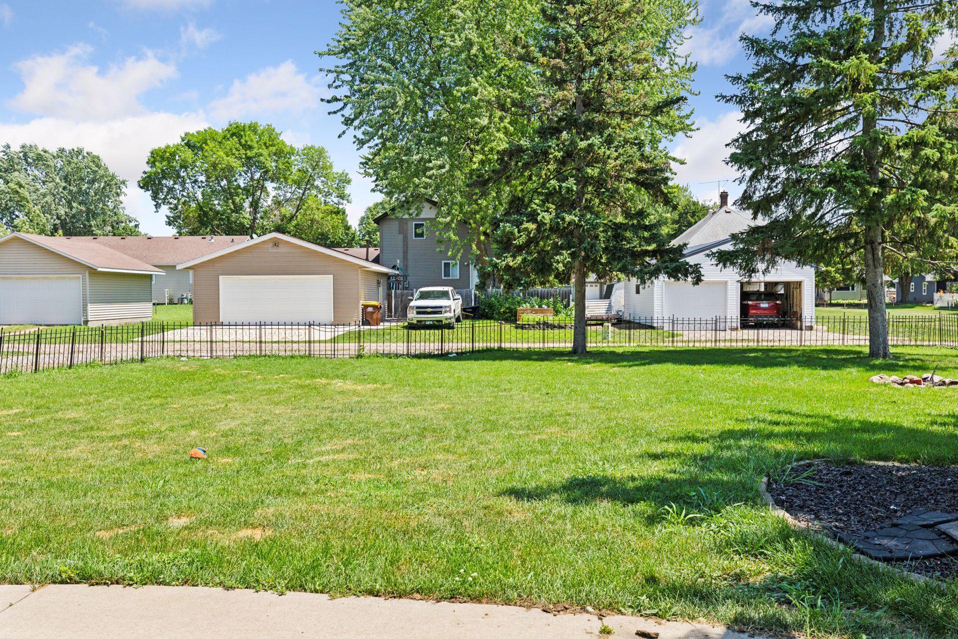 311 Lincoln Avenue N