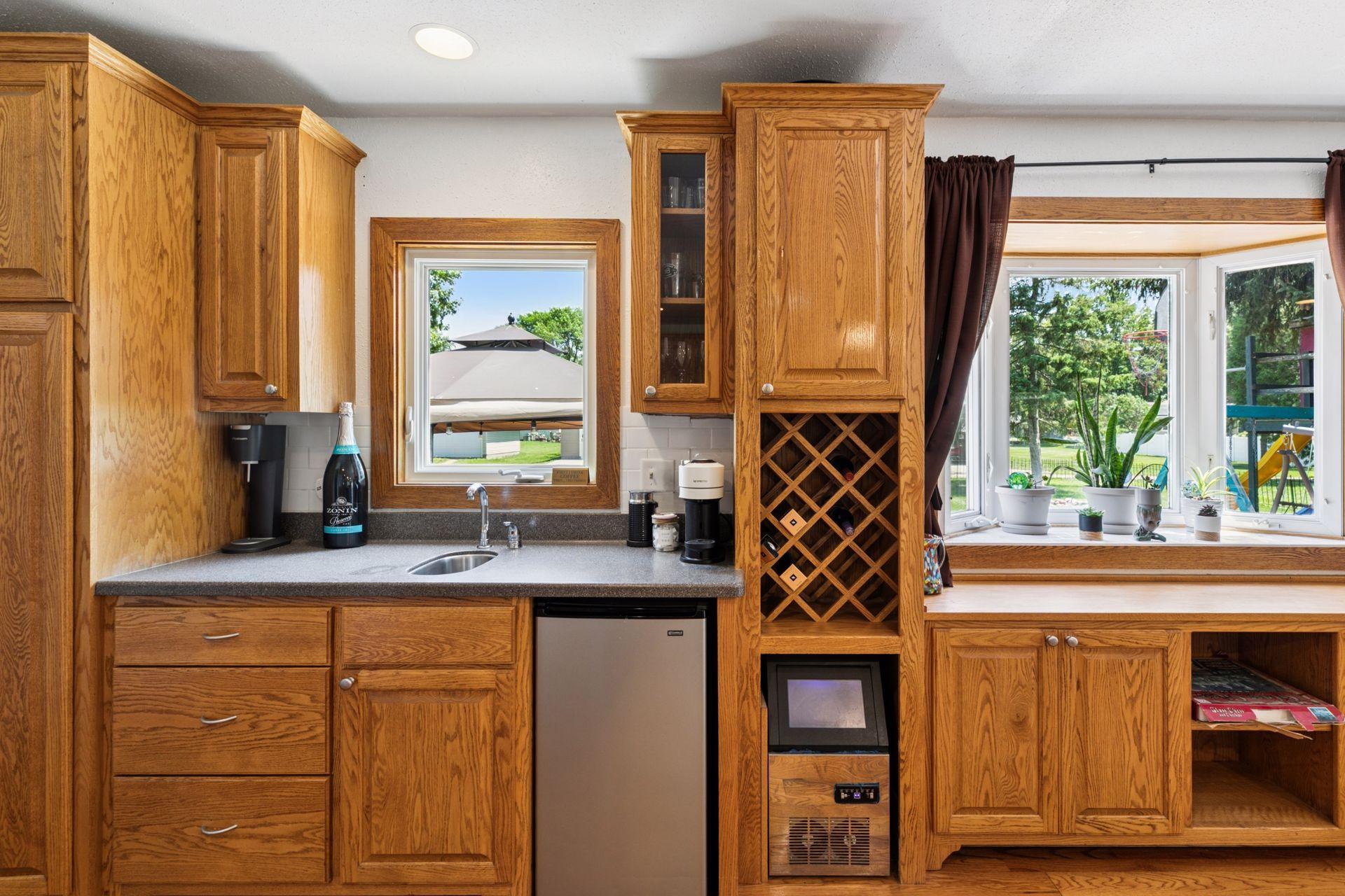 311 Lincoln Avenue N