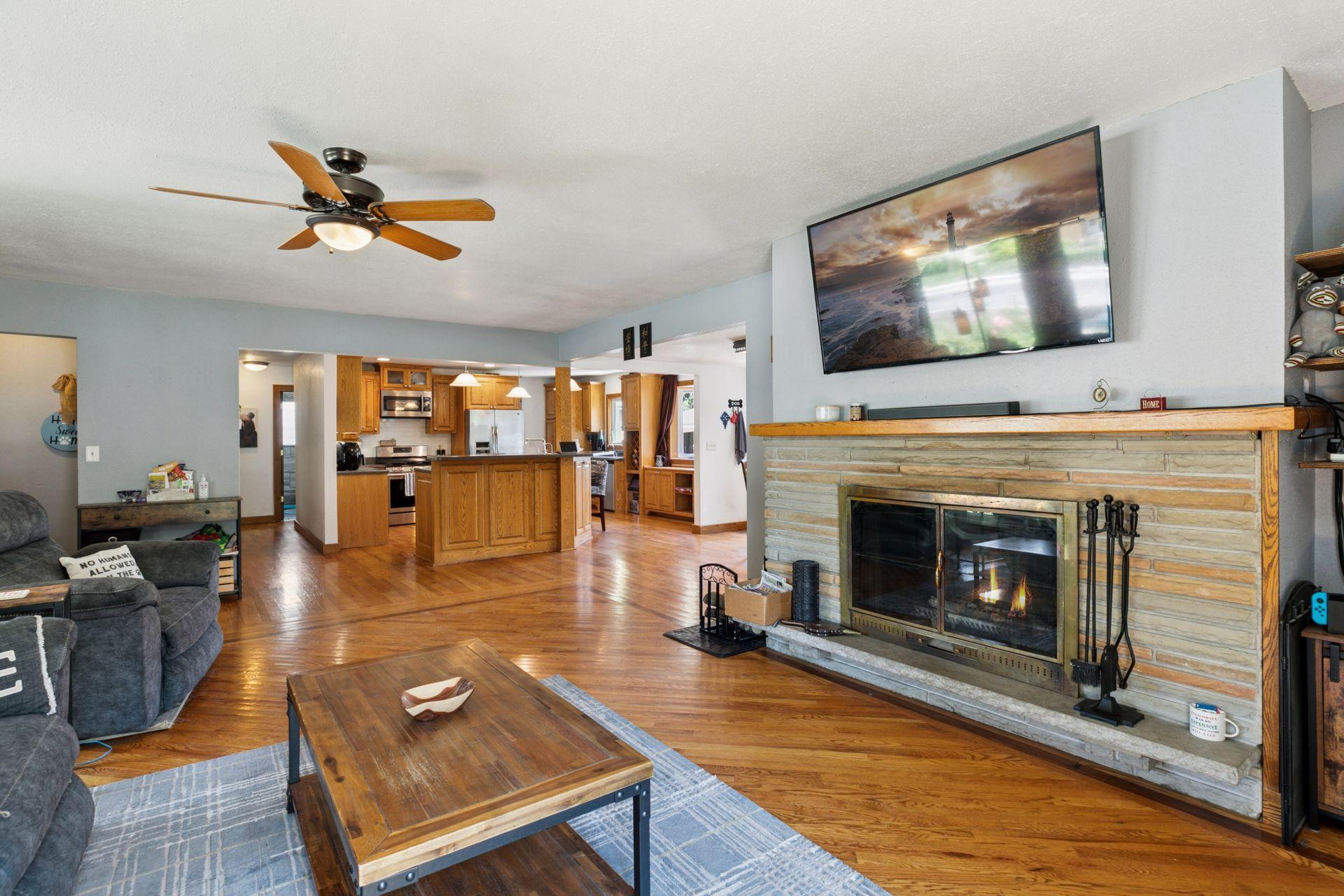 311 Lincoln Avenue N