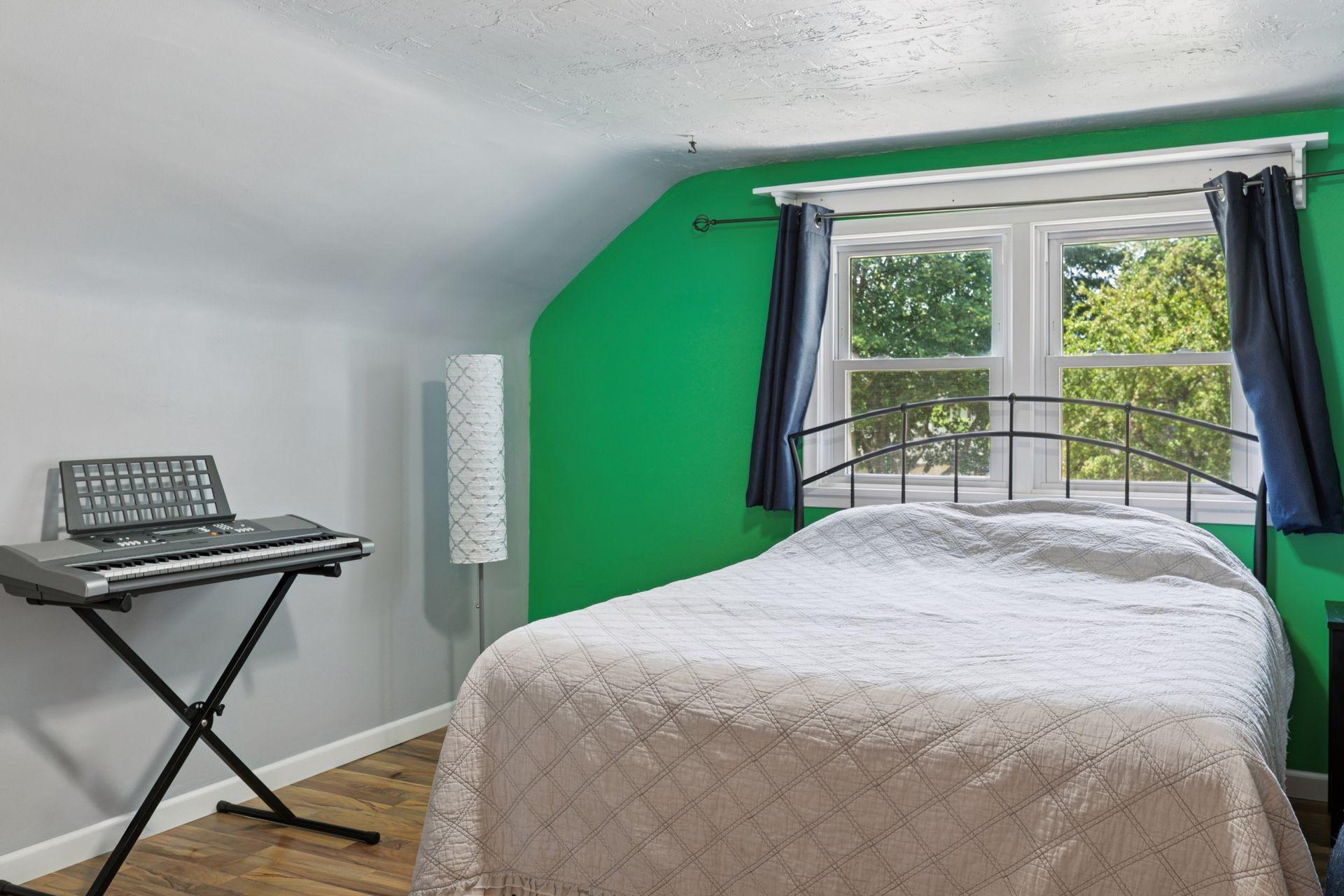 311 Lincoln Avenue N