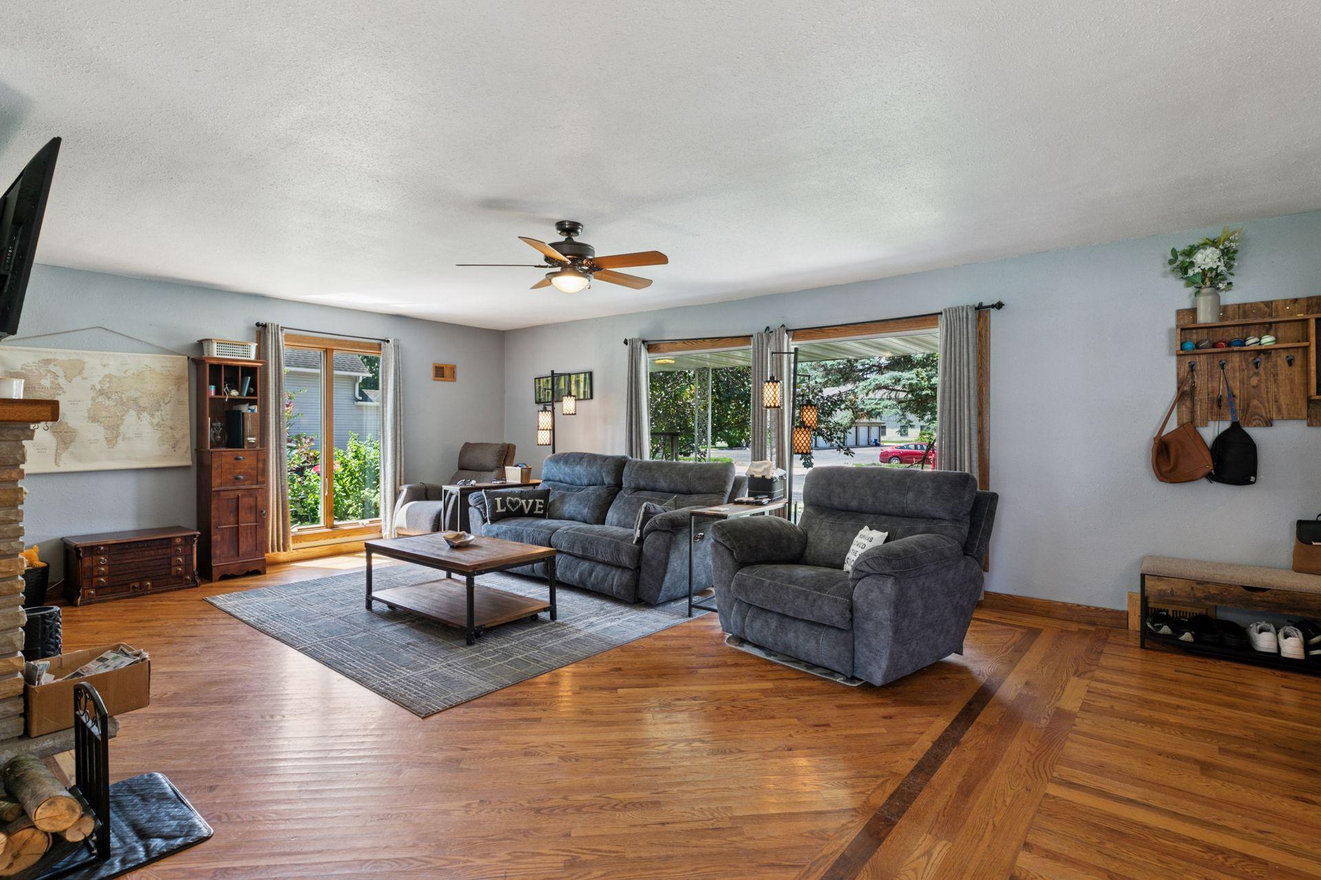 311 Lincoln Avenue N