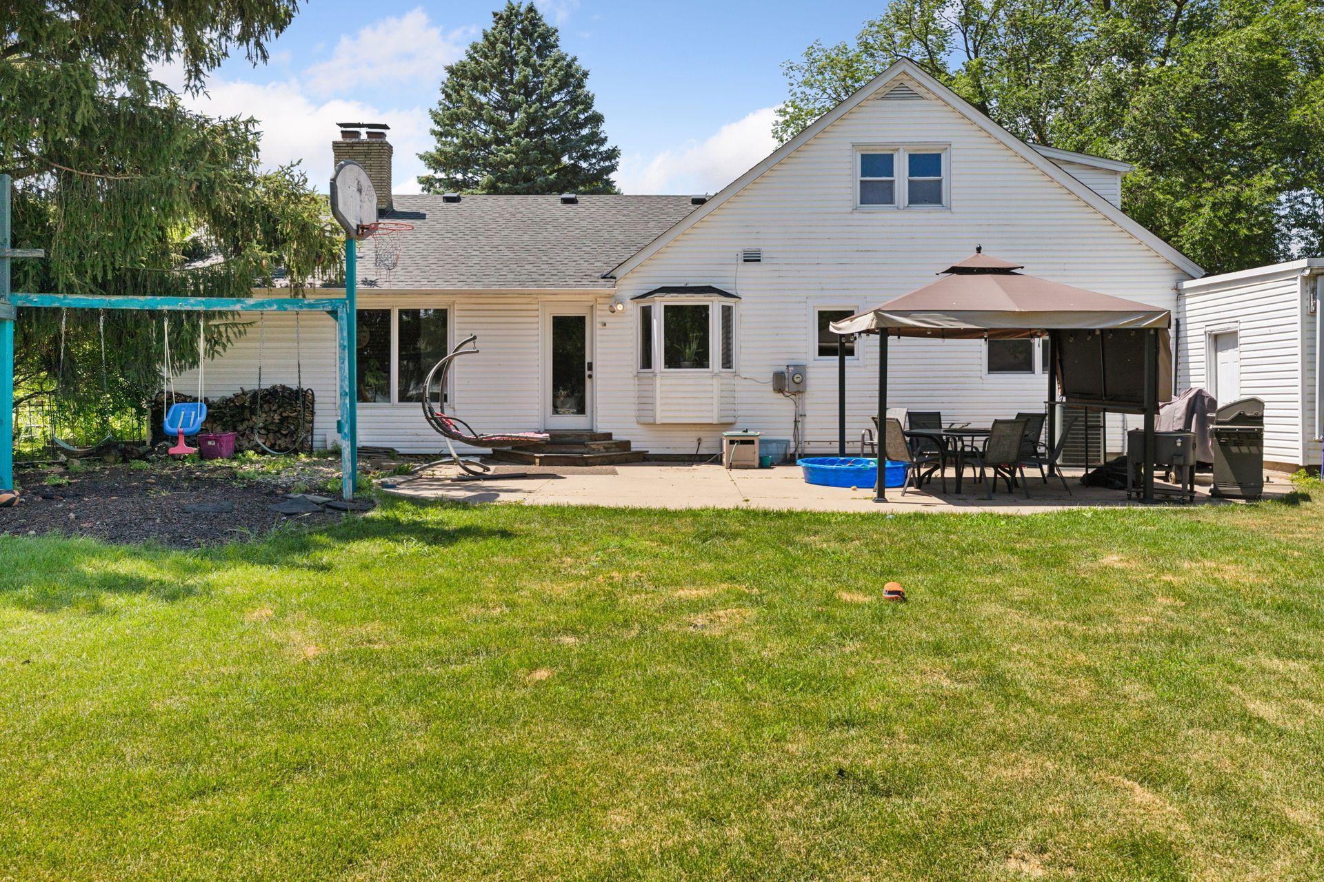 311 Lincoln Avenue N