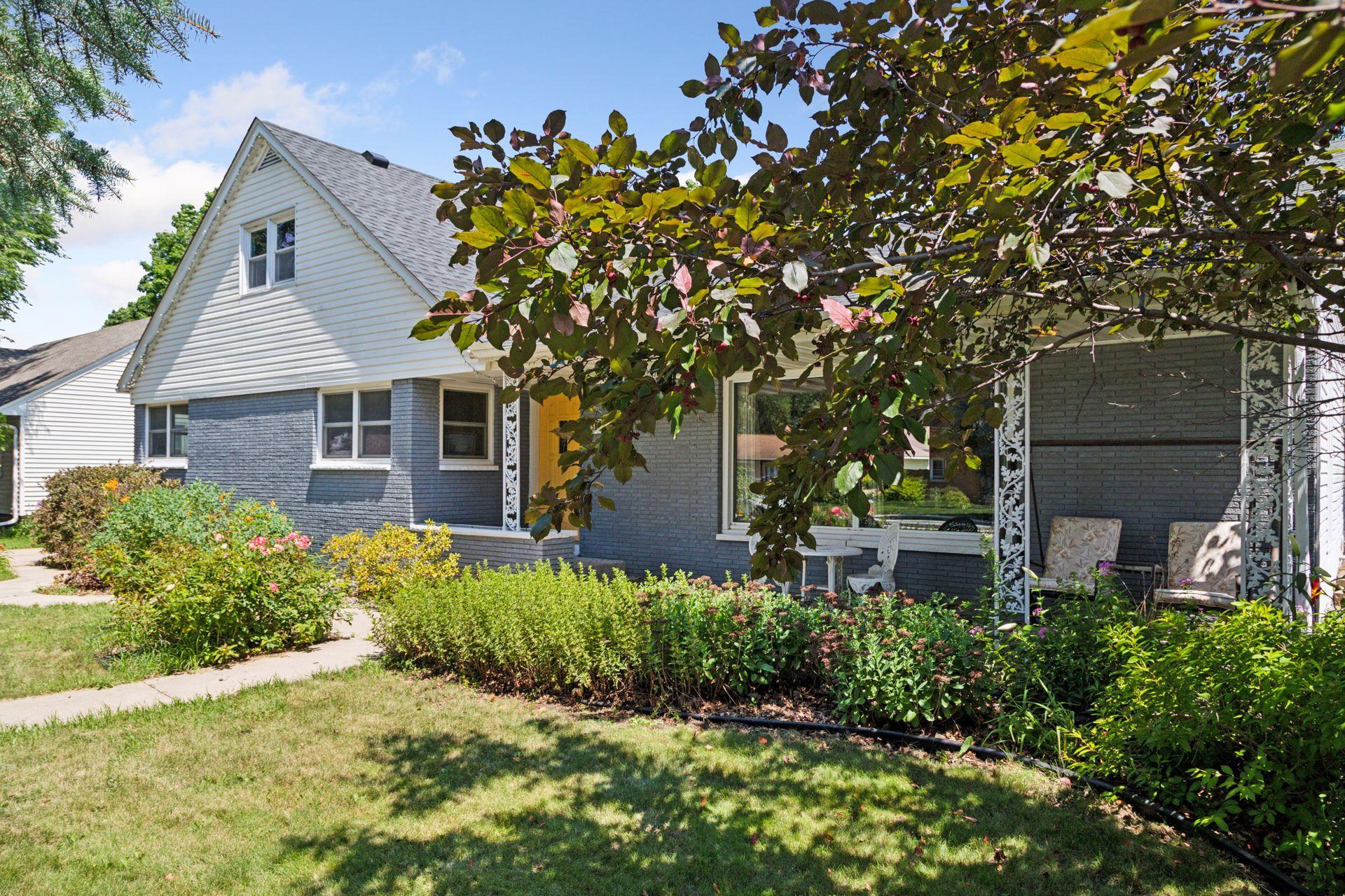 311 Lincoln Avenue N