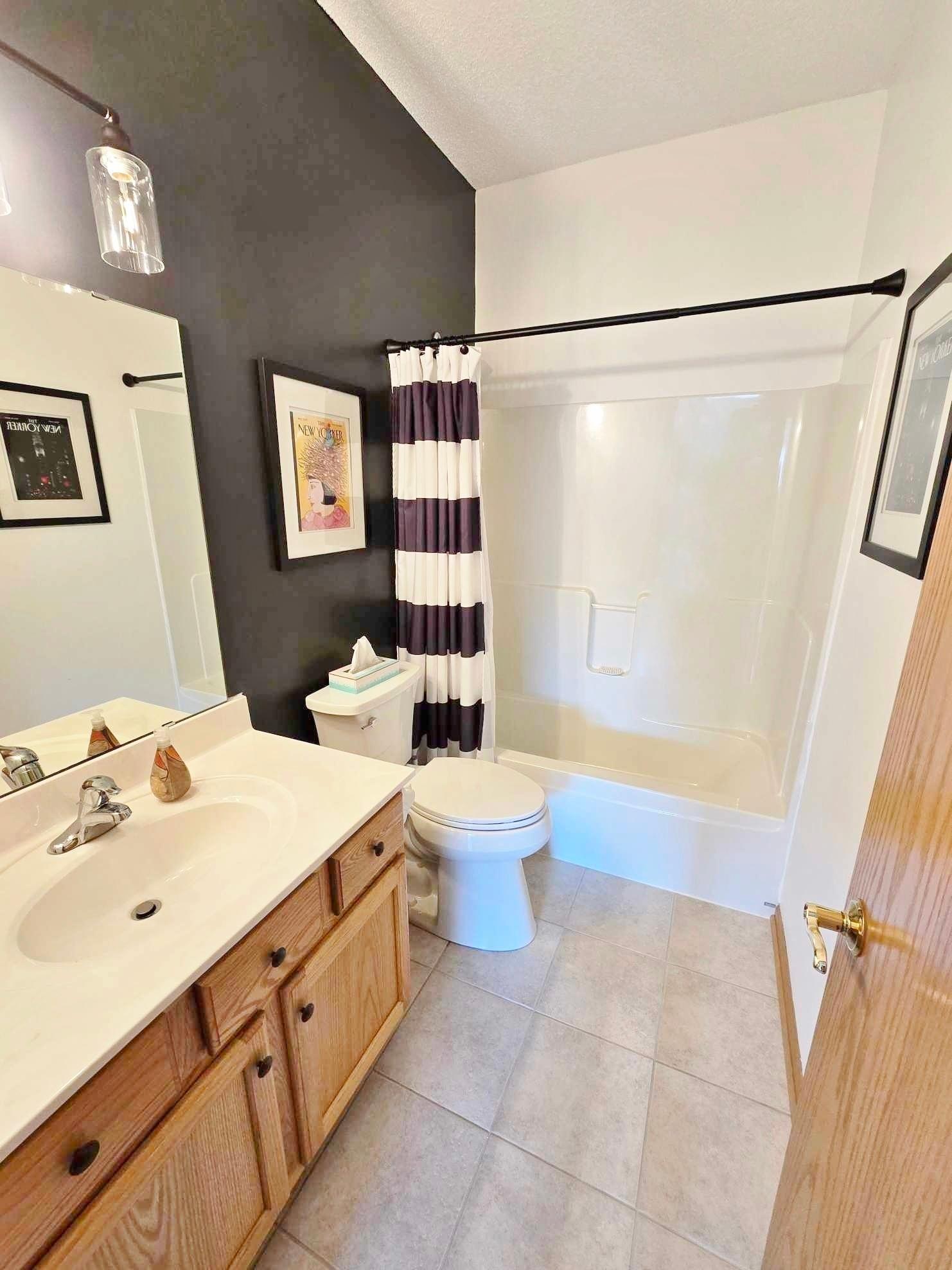 3829 Meadowview Way