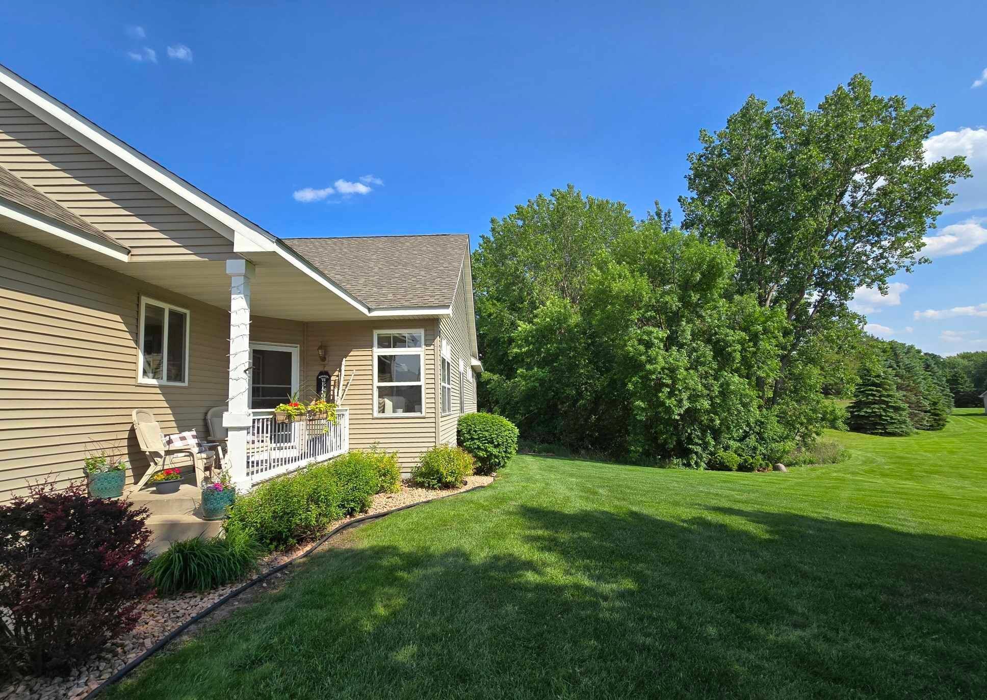 3829 Meadowview Way