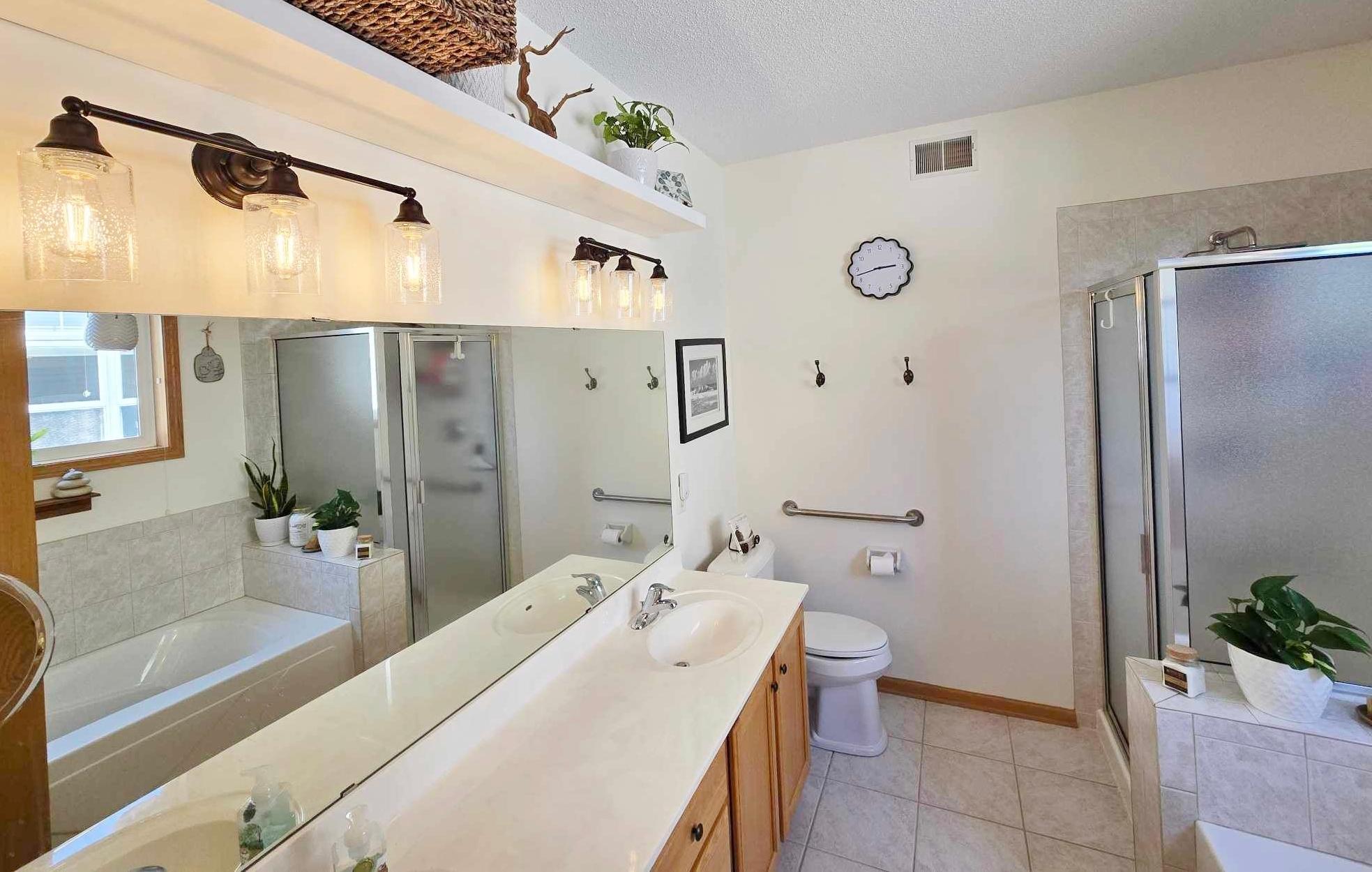 3829 Meadowview Way