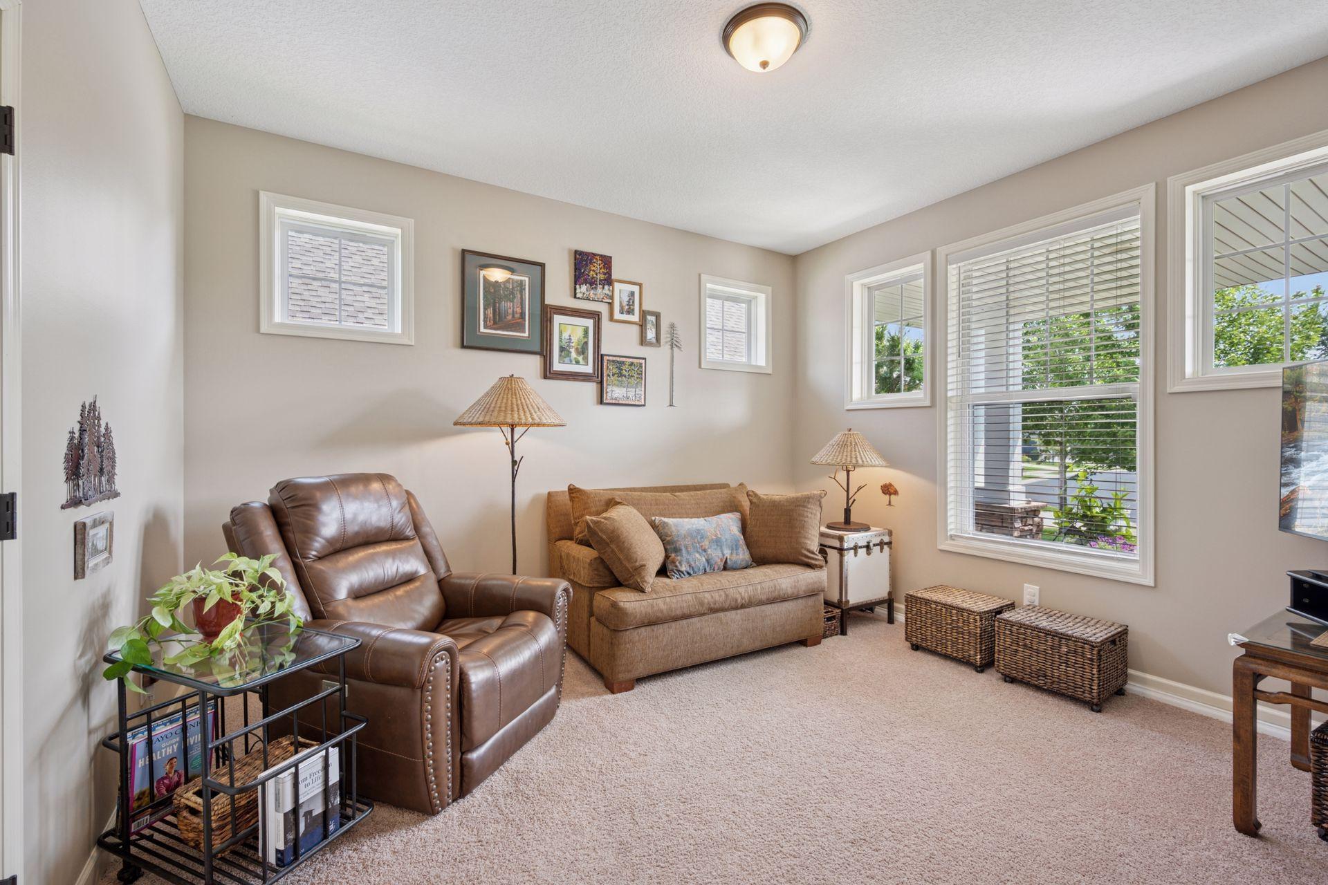 3068 Cypress Circle N