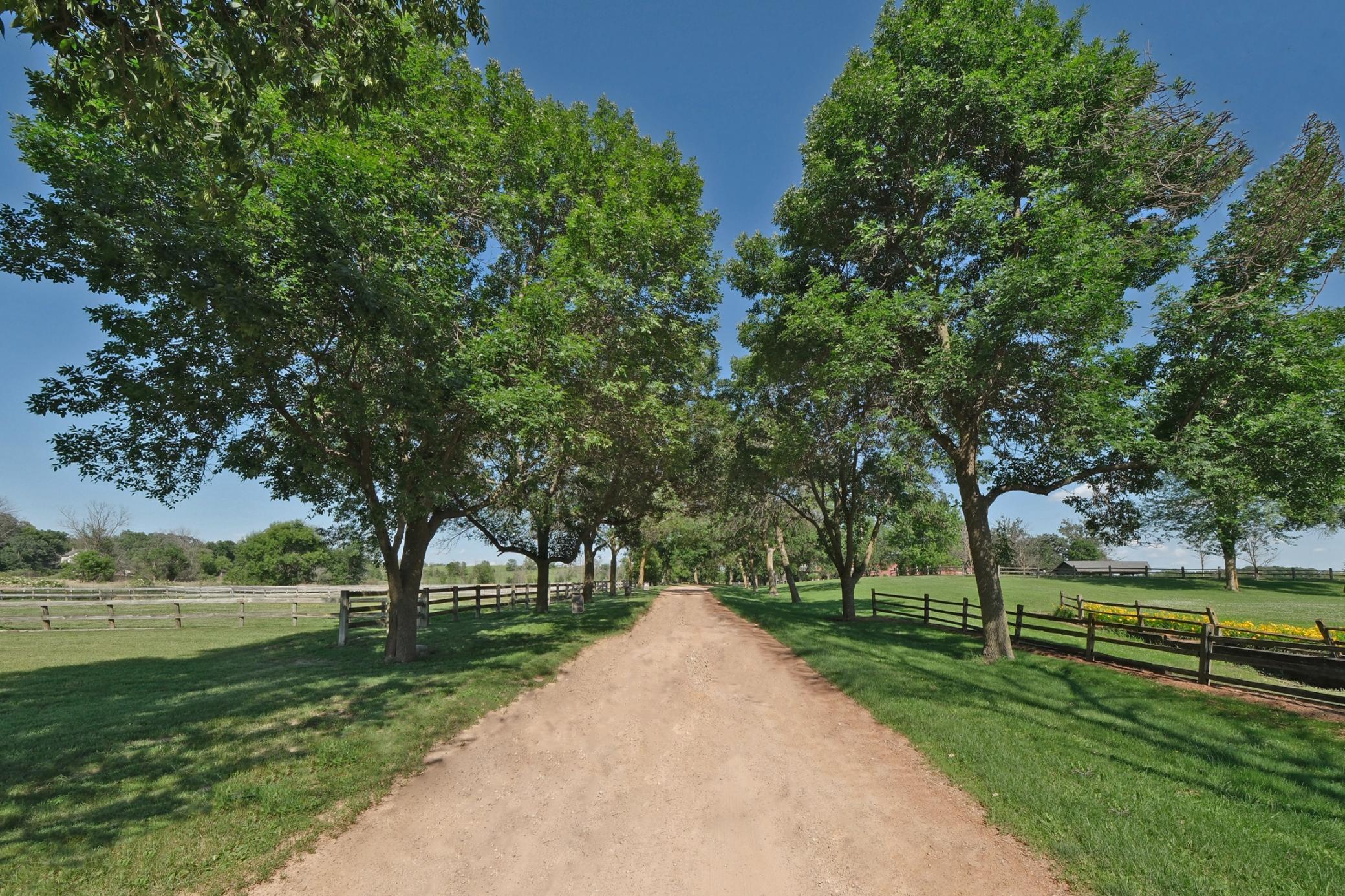 2182 Homestead Trail