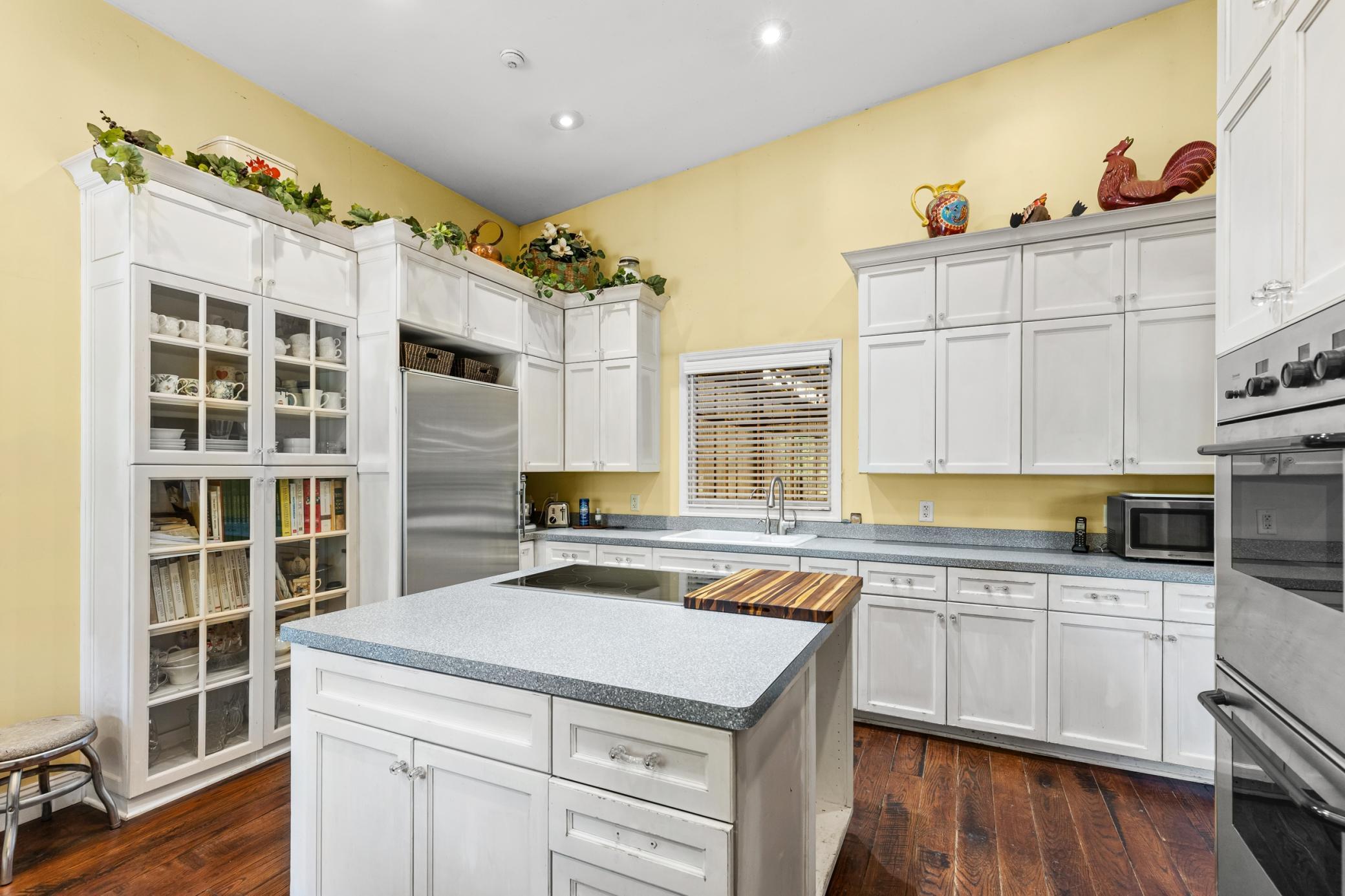 2182 Homestead Trail