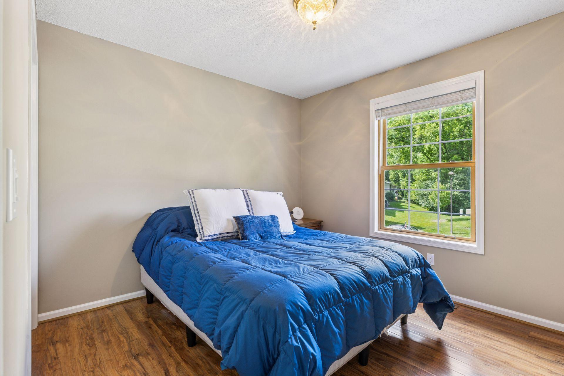 17137 Sandy Lane