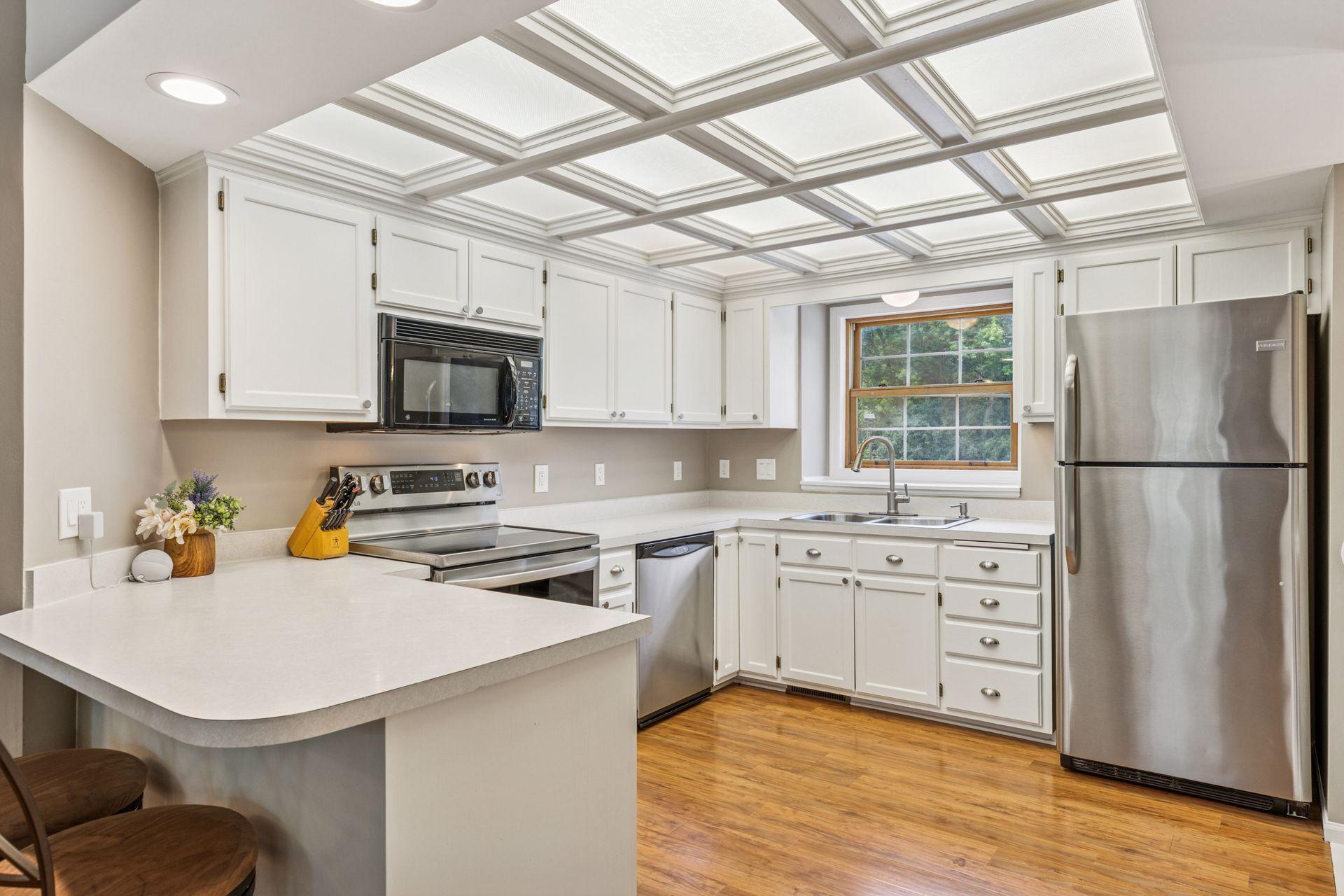 17137 Sandy Lane
