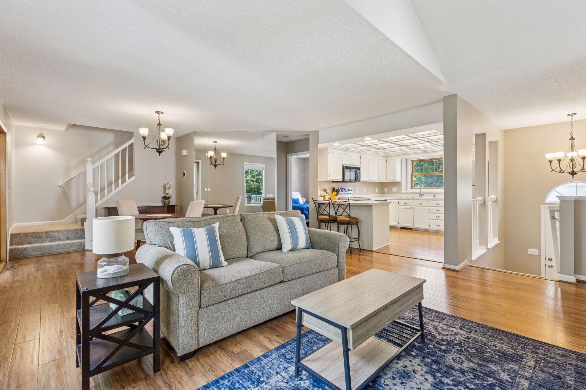 17137 Sandy Lane