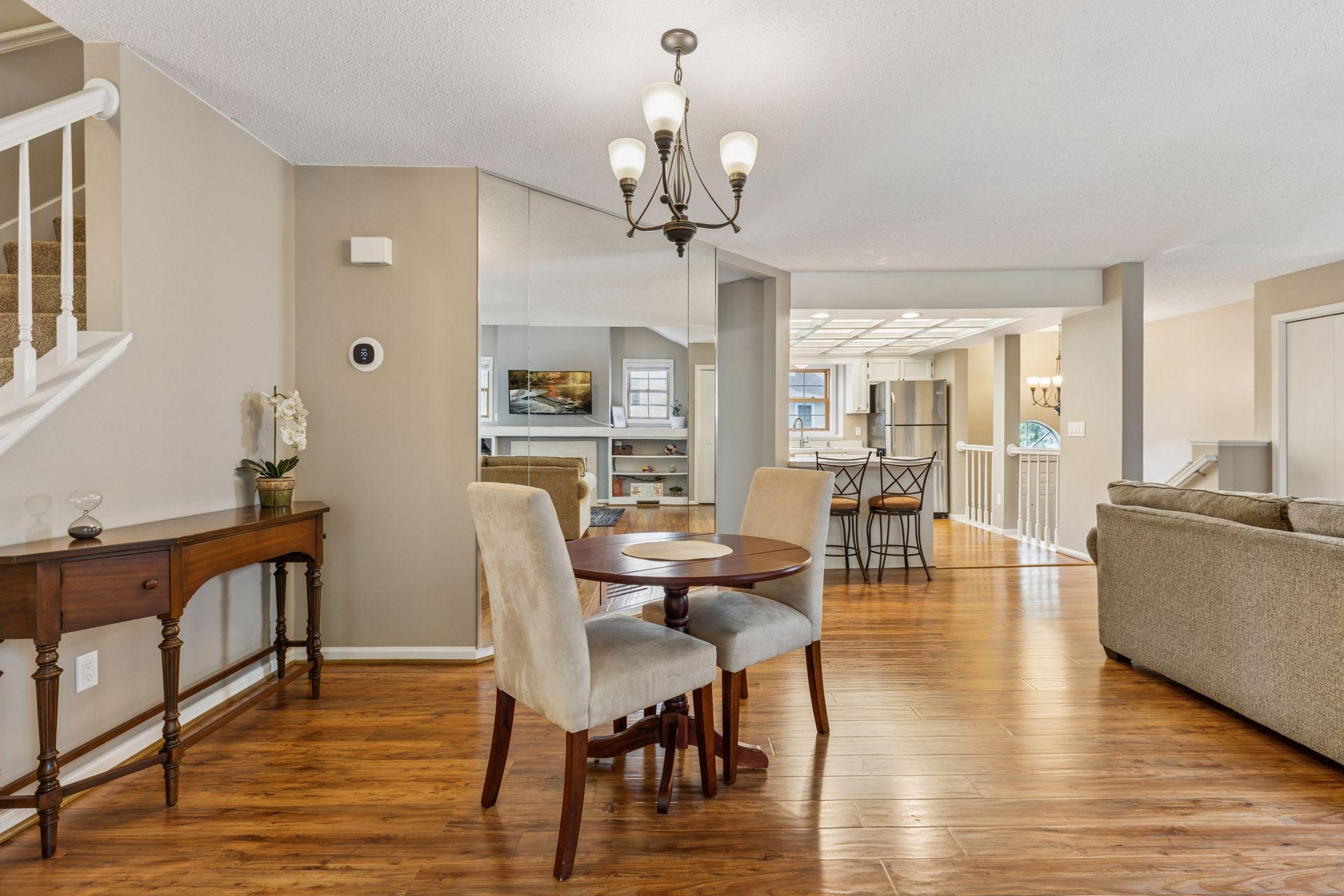 17137 Sandy Lane