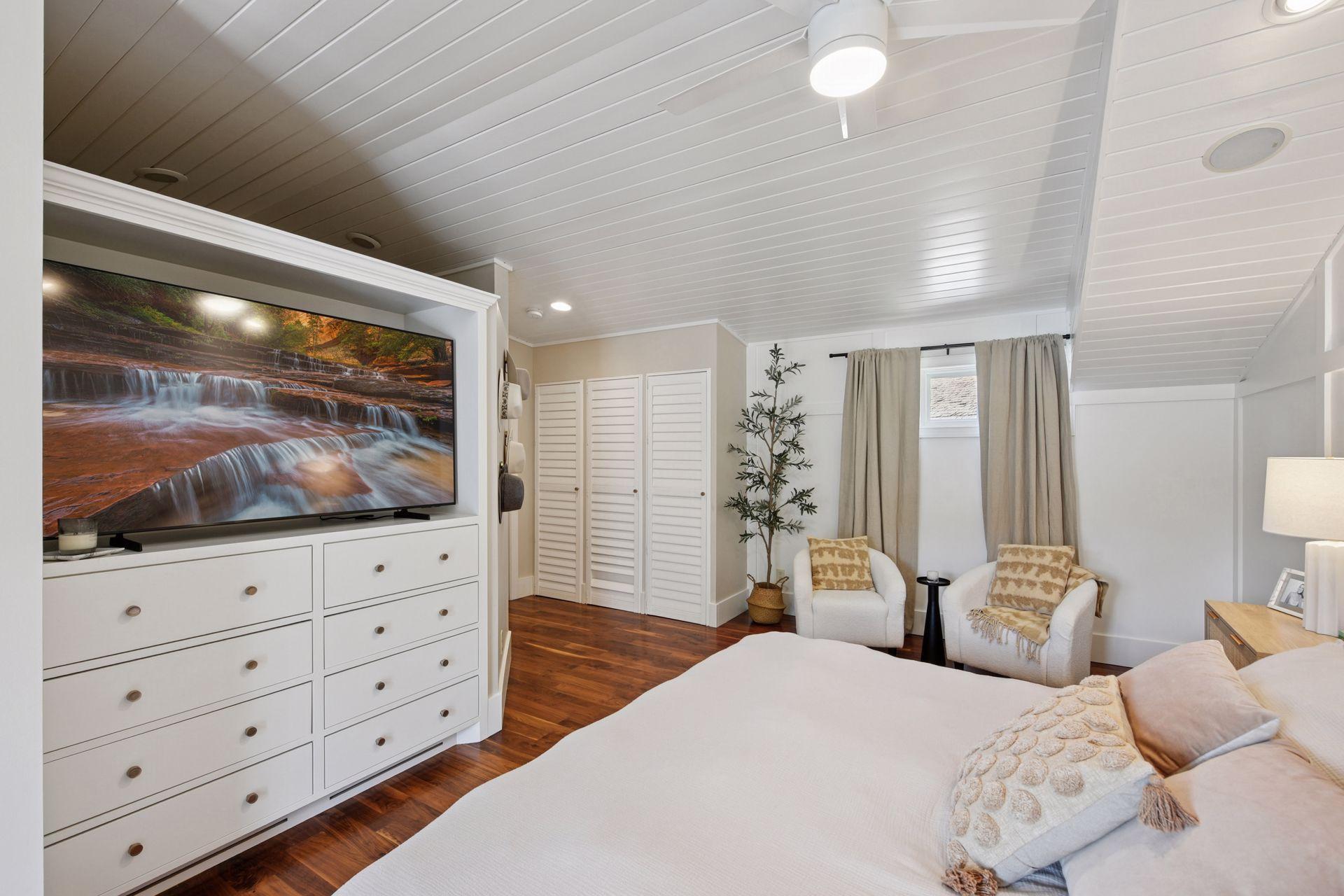 4285 Jefferson Street