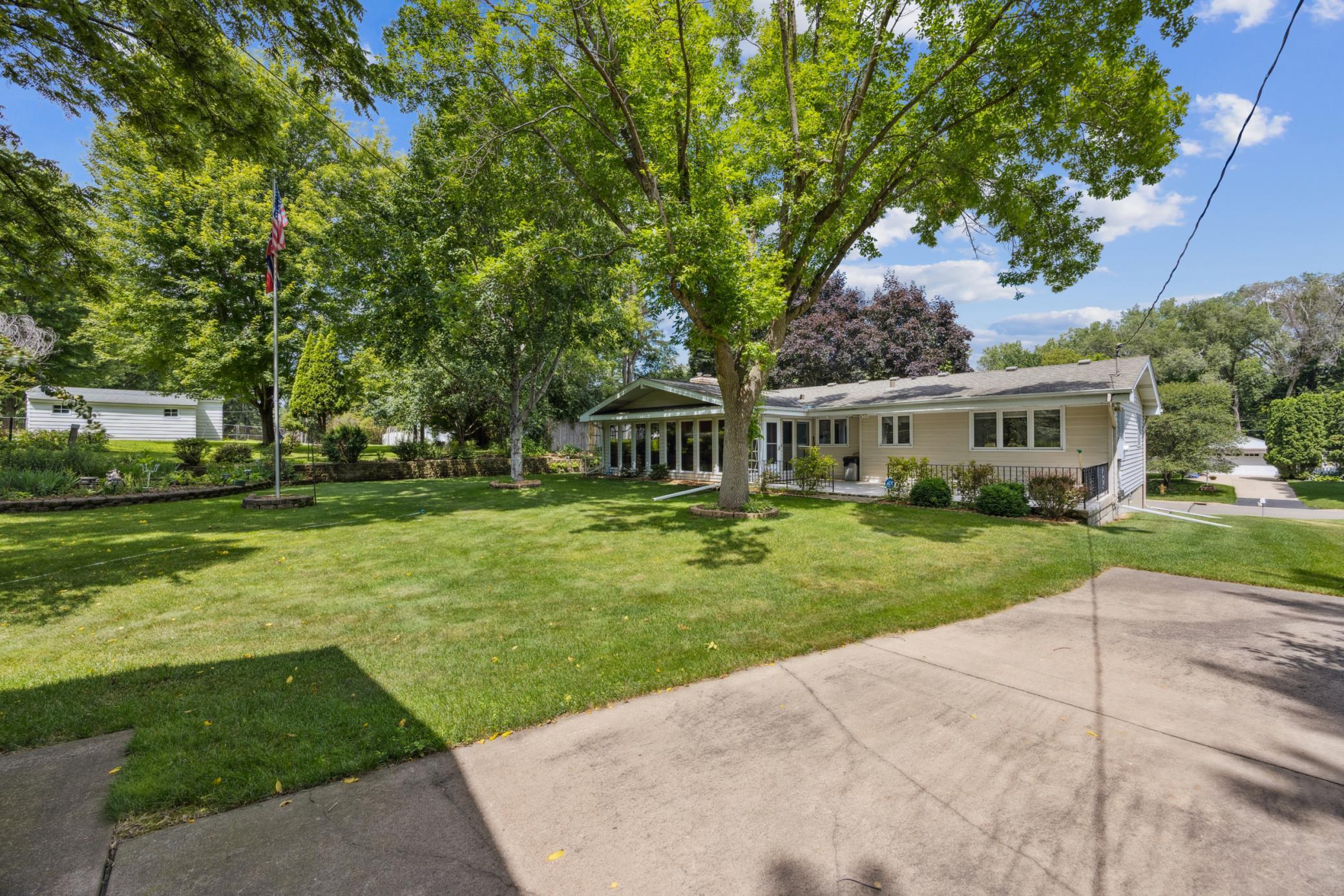 832 Parker Avenue