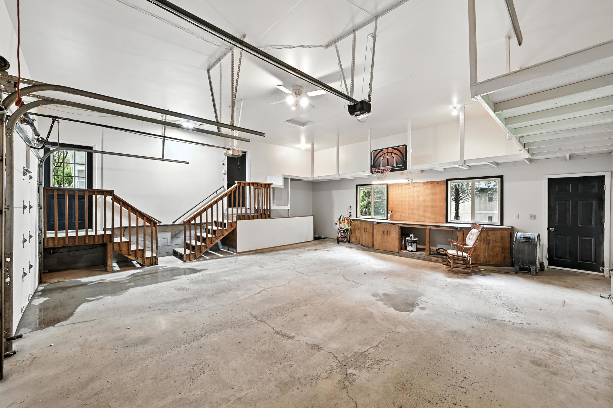 604 Valley View Lane