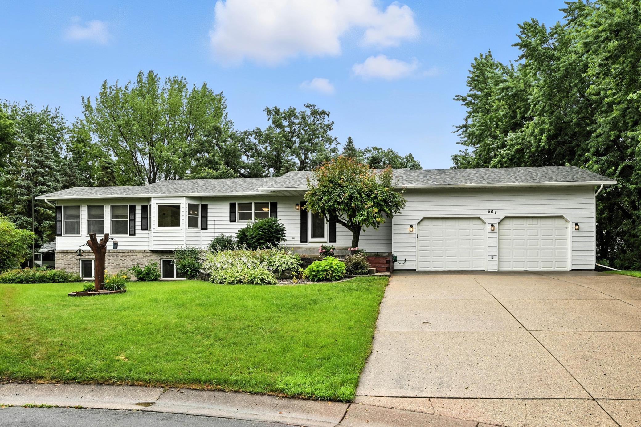 604 Valley View Lane