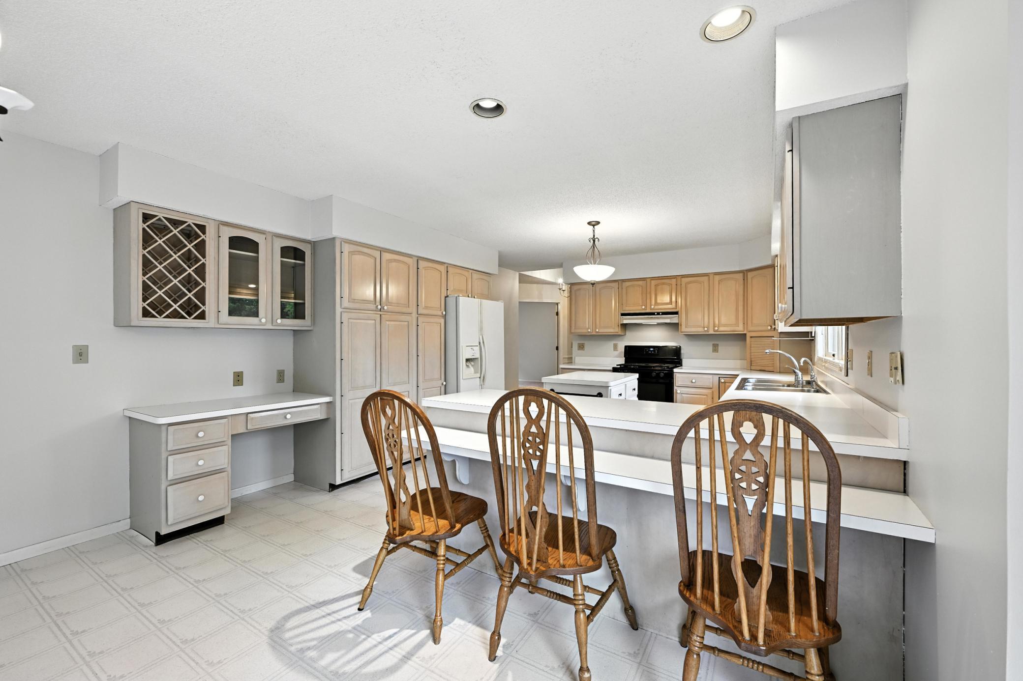 604 Valley View Lane