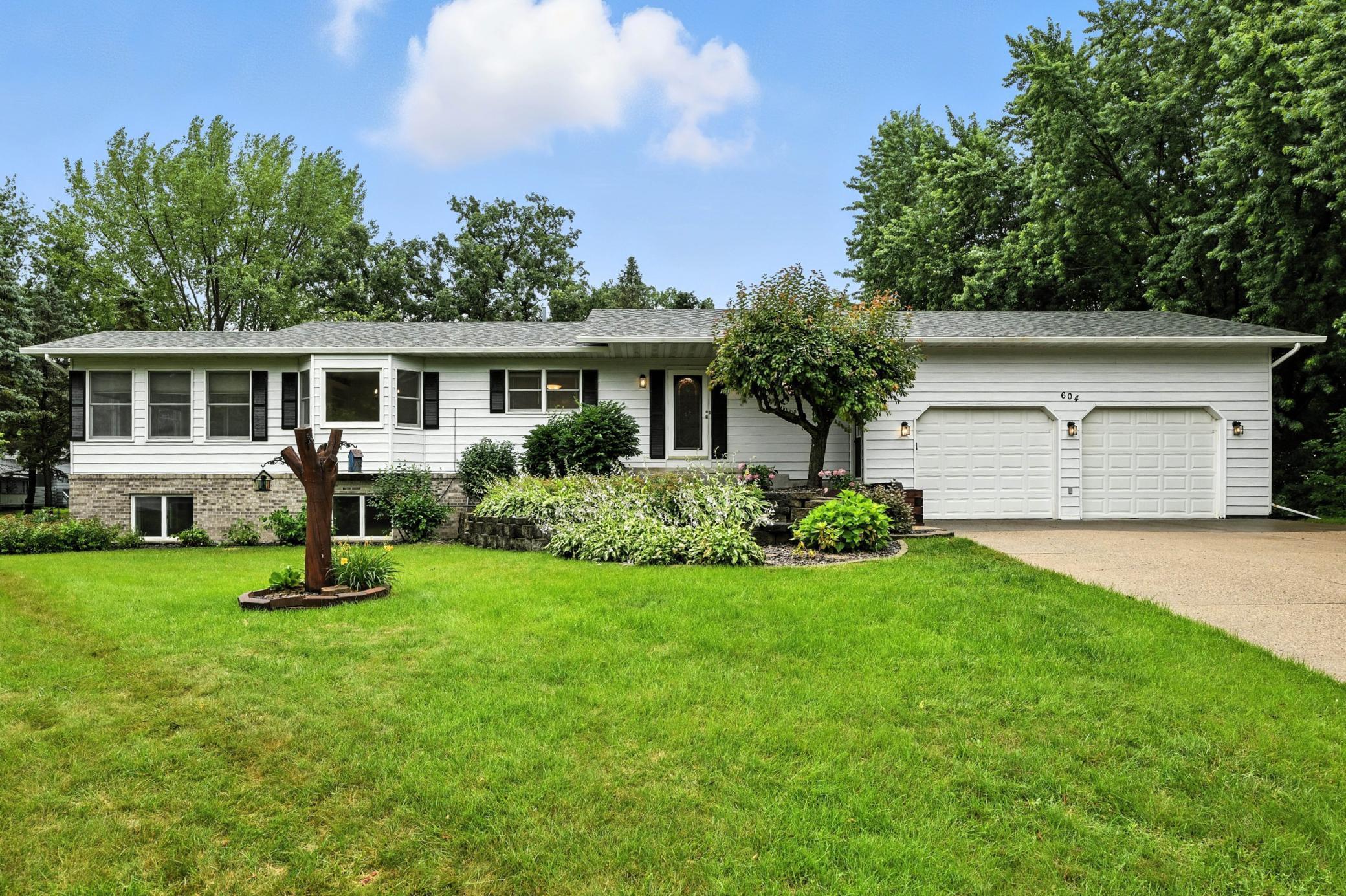 604 Valley View Lane