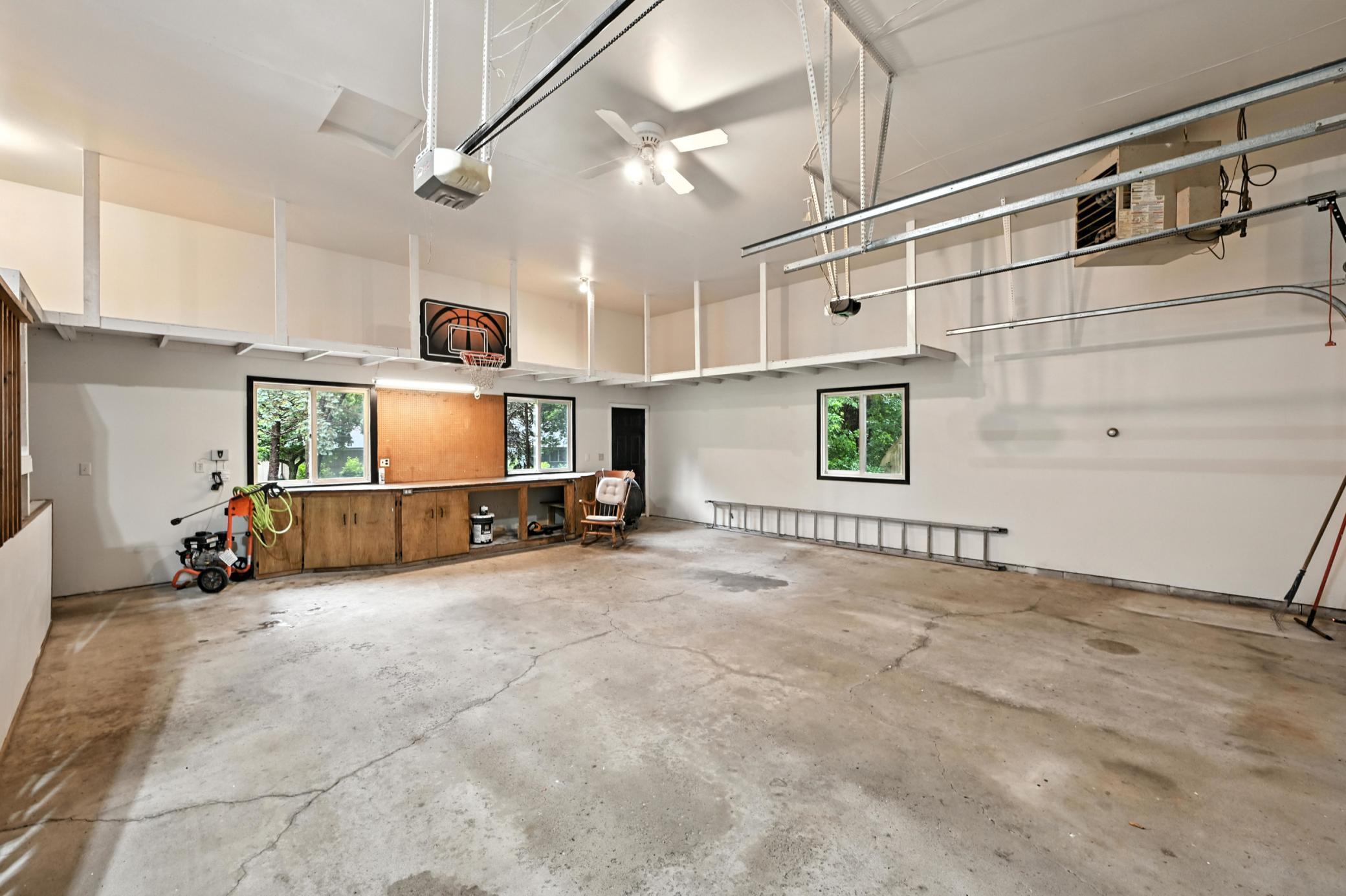 604 Valley View Lane