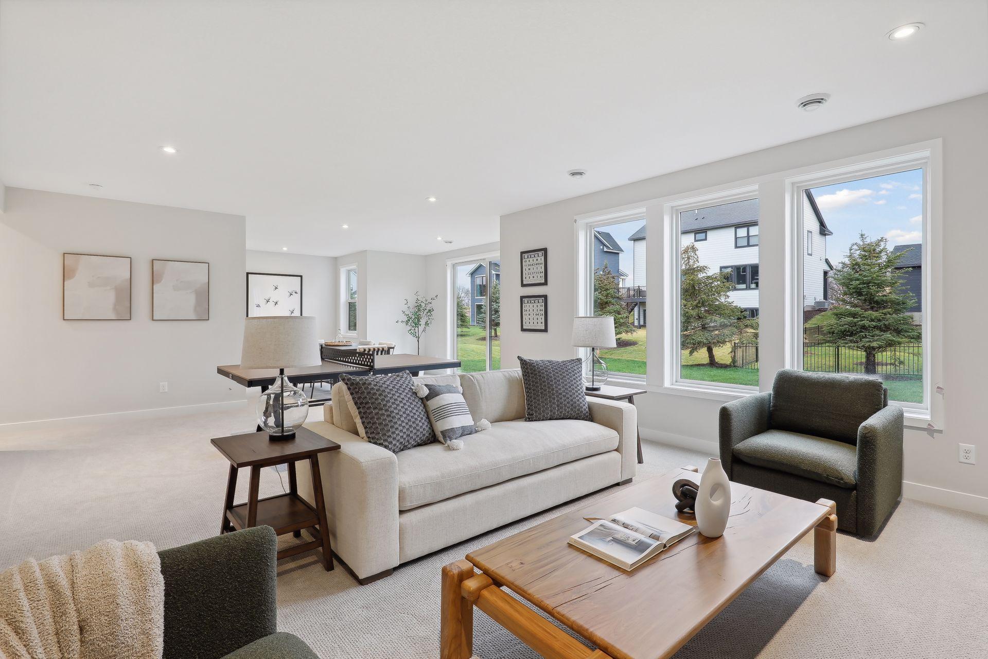 4640 Meadowview Lane