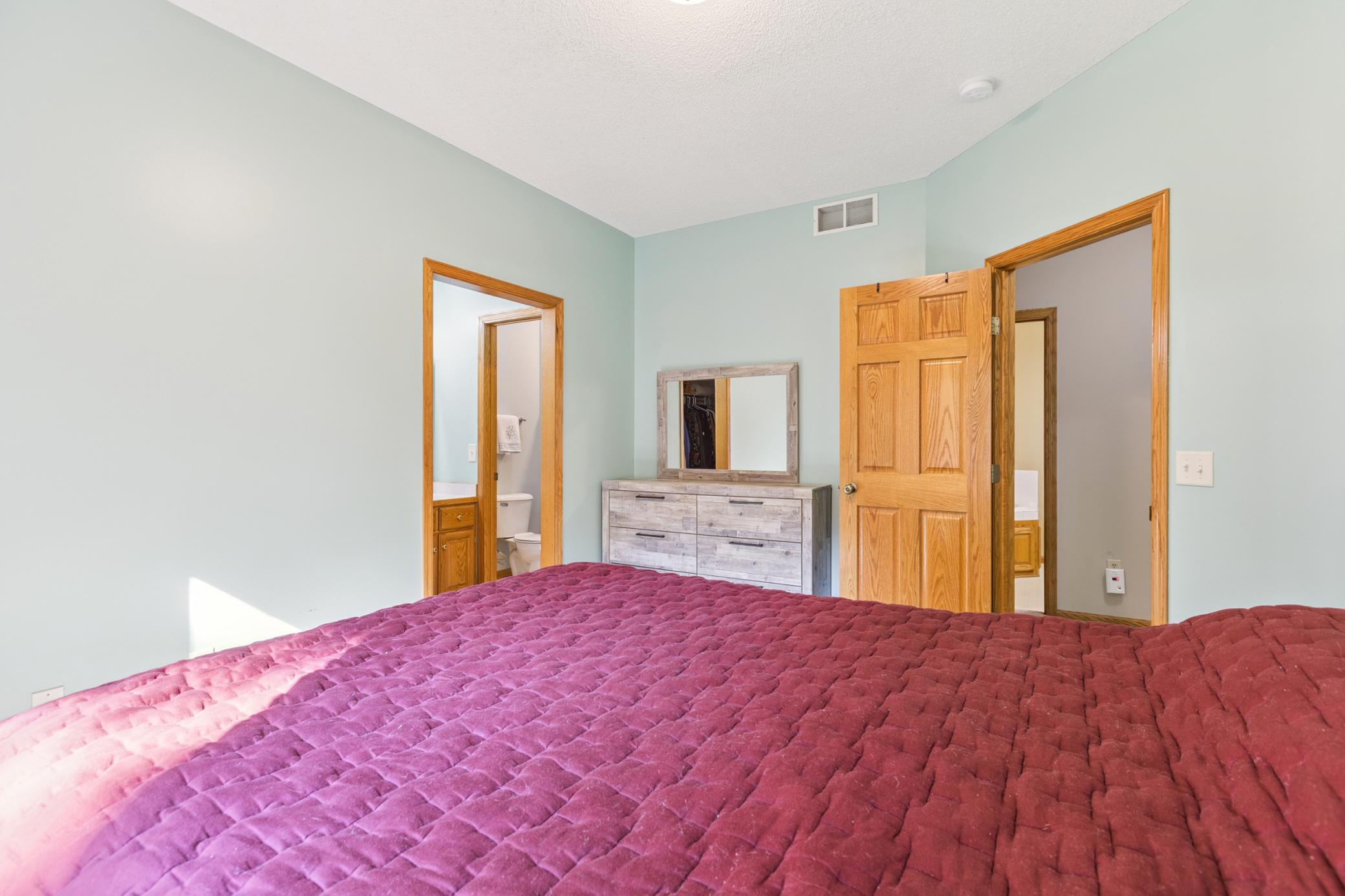 3659 Kahler Drive NE