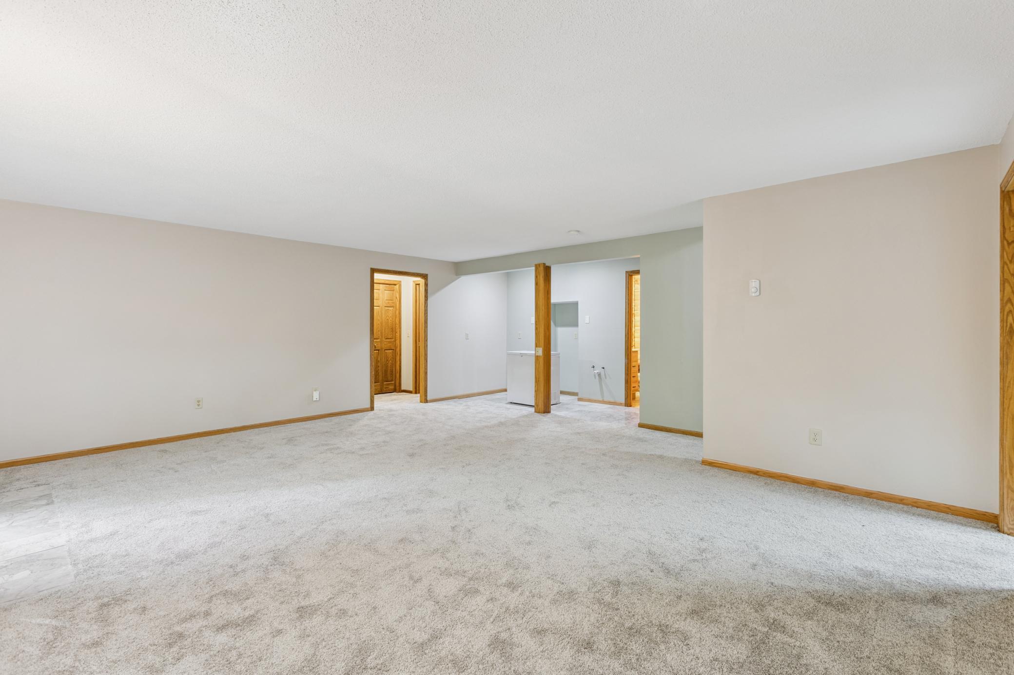 3659 Kahler Drive NE