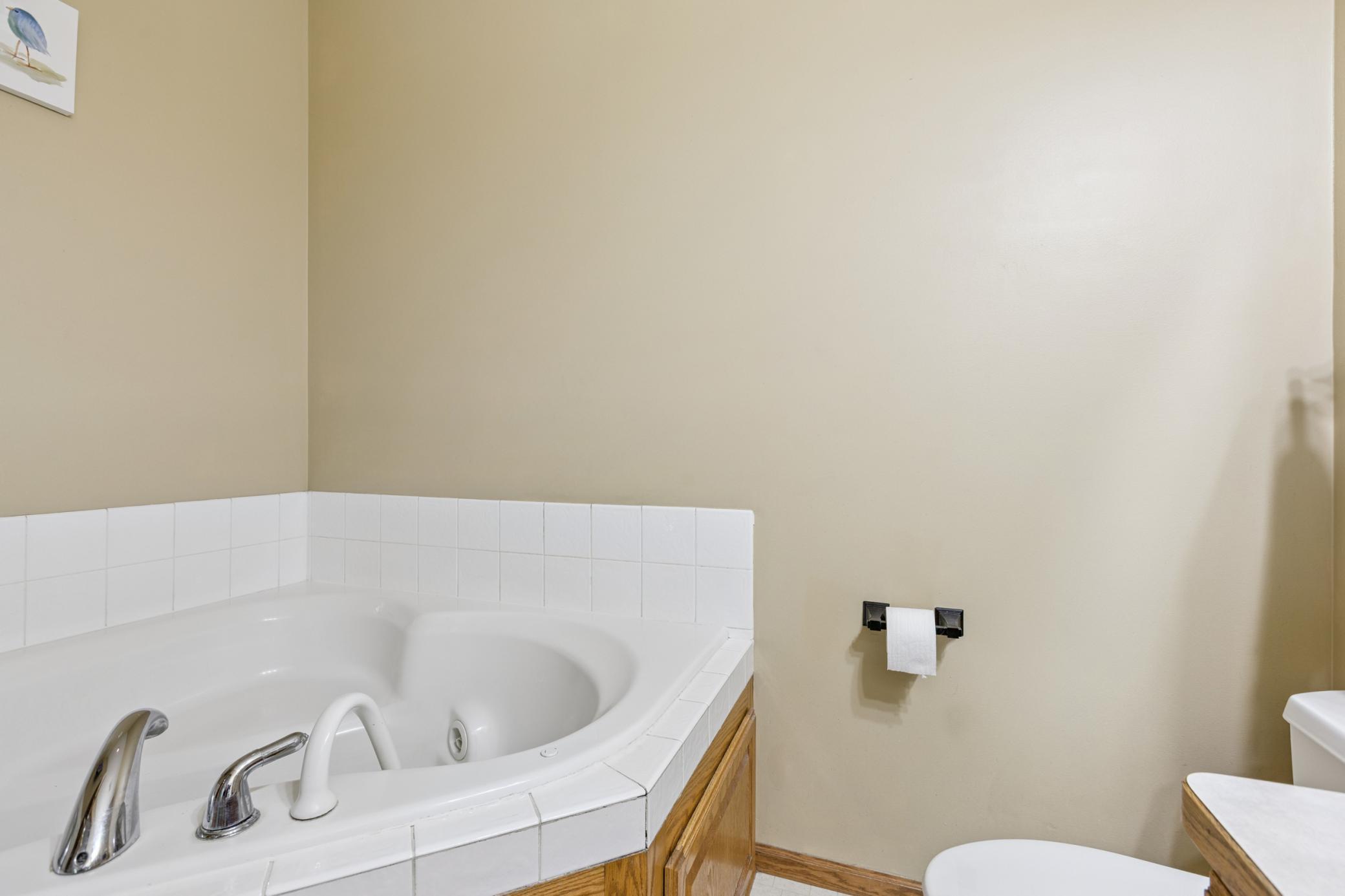 3659 Kahler Drive NE