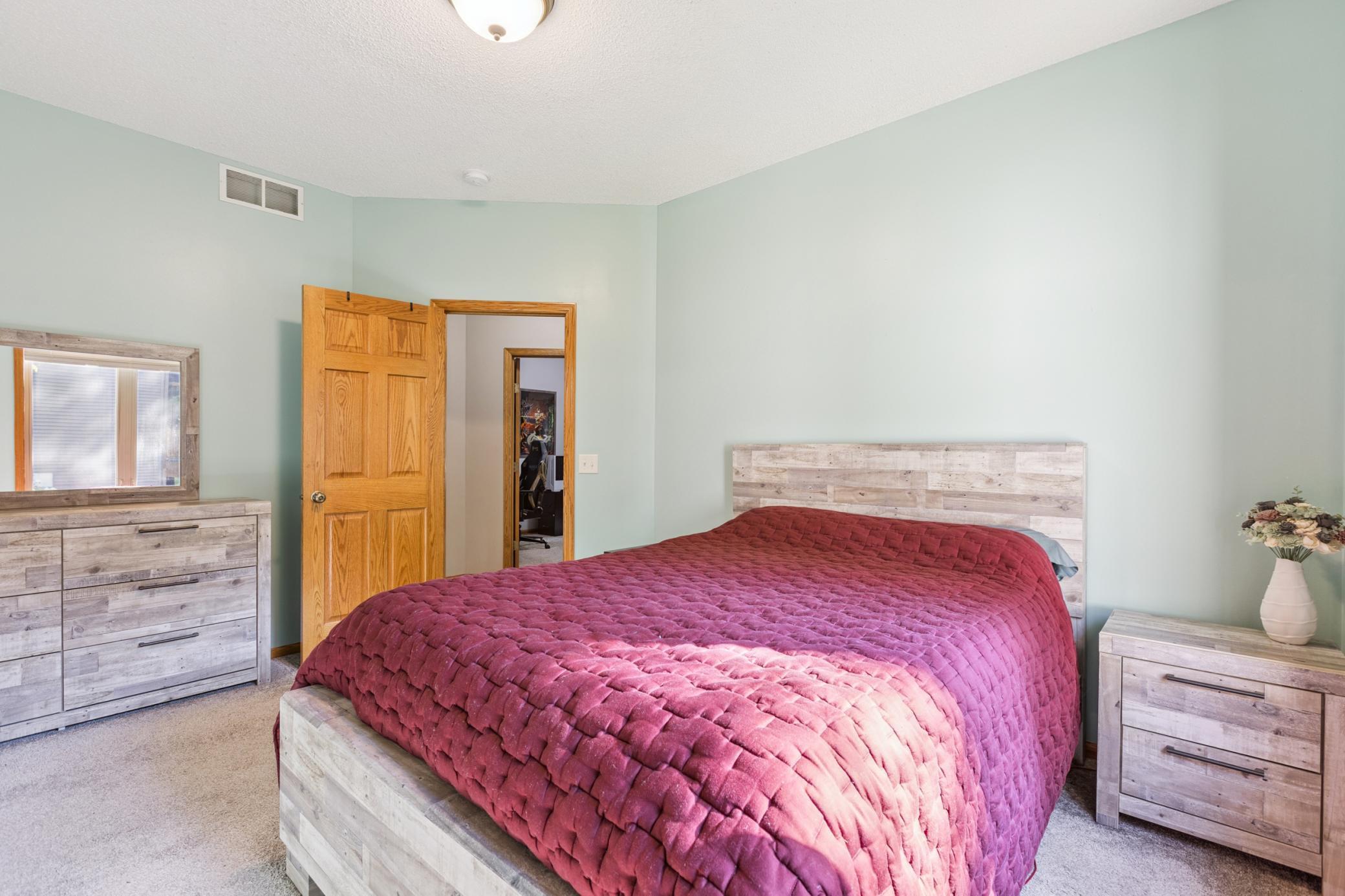 3659 Kahler Drive NE