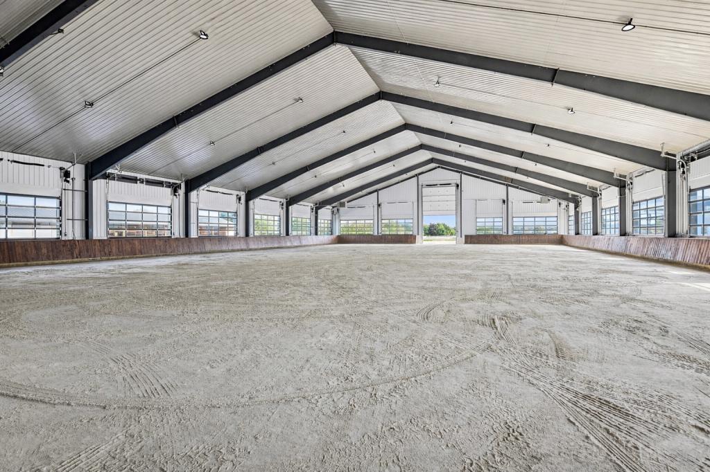 9685 County Road 13 SE