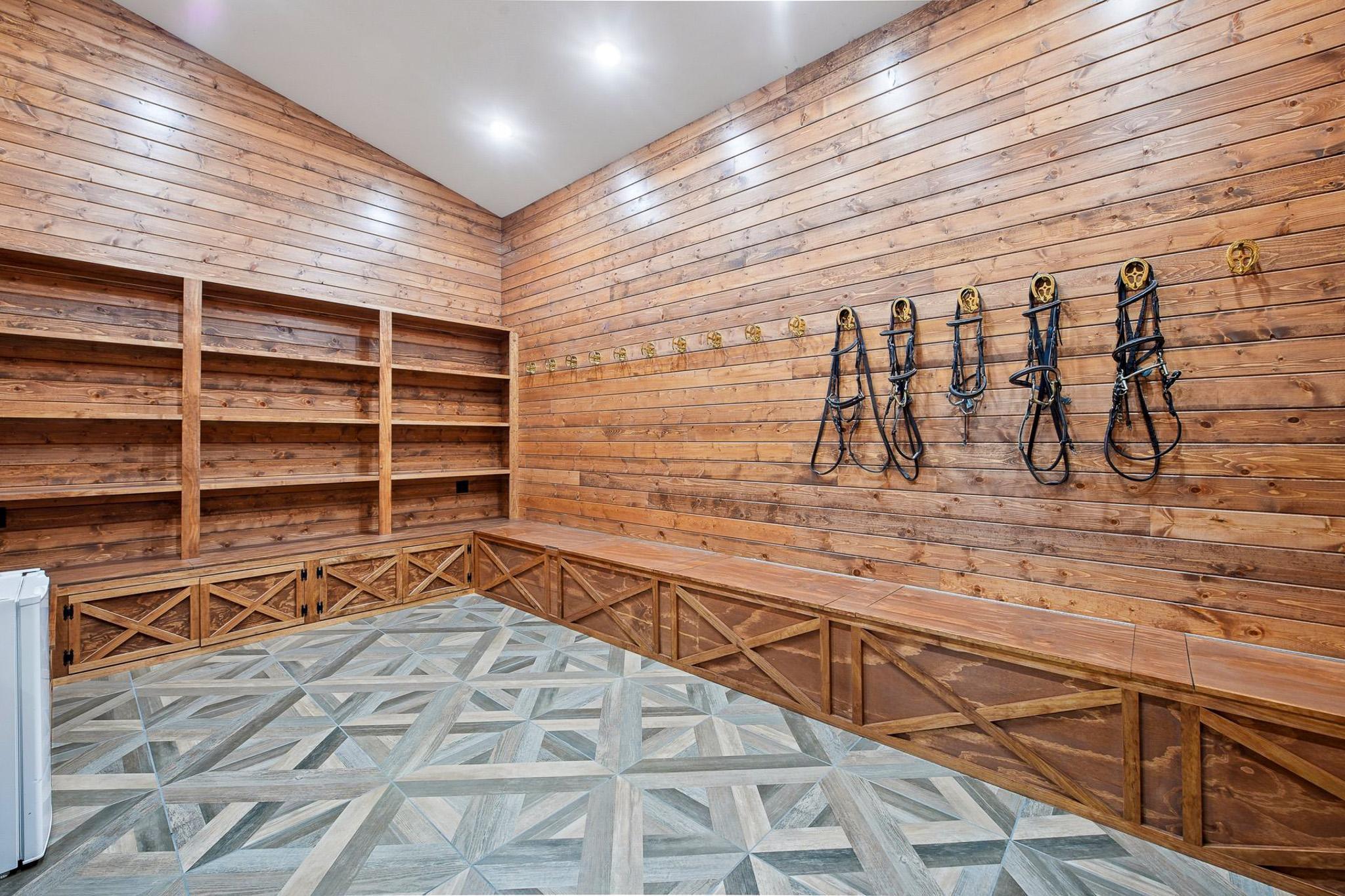 9685 County Road 13 SE