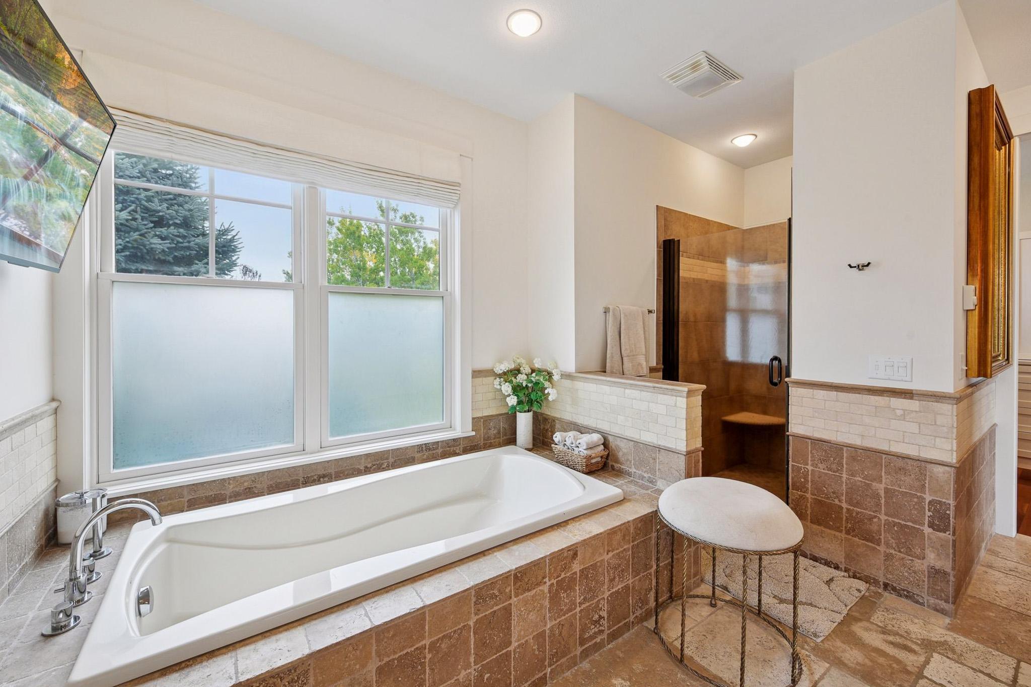 9685 County Road 13 SE